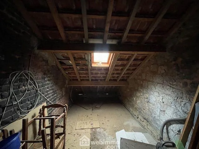 À vendre corps de ferme avec dépendances à Cuise-la-Motte, fort potentiel, 133 m² 