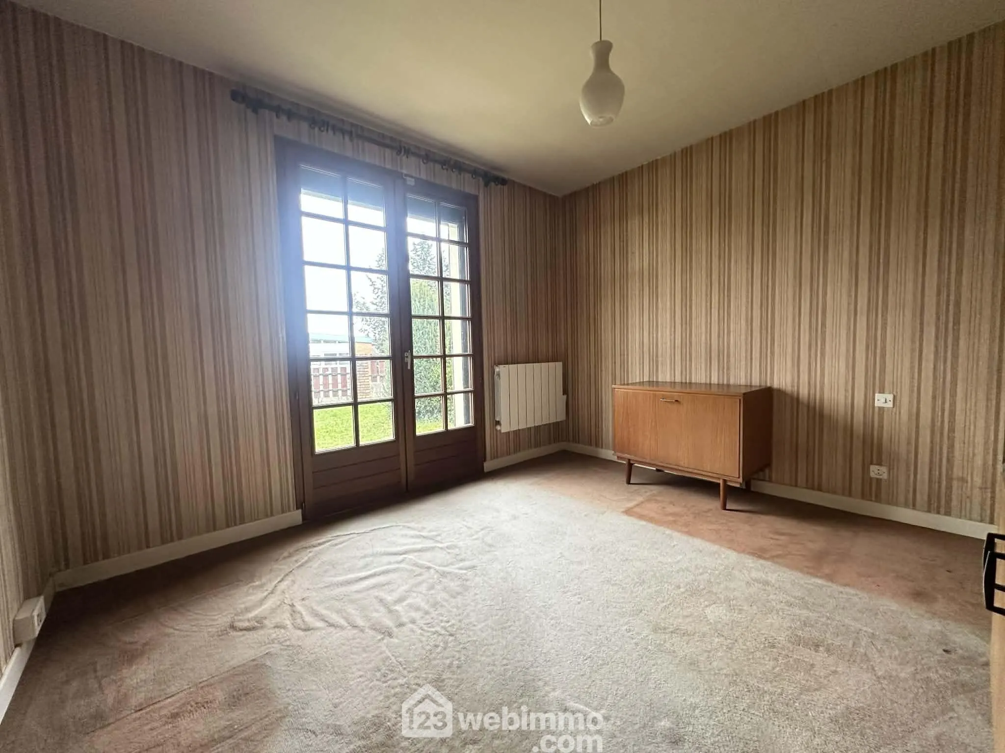 Vente maison de 106 m² avec terrasse et terrain clos à Laon 