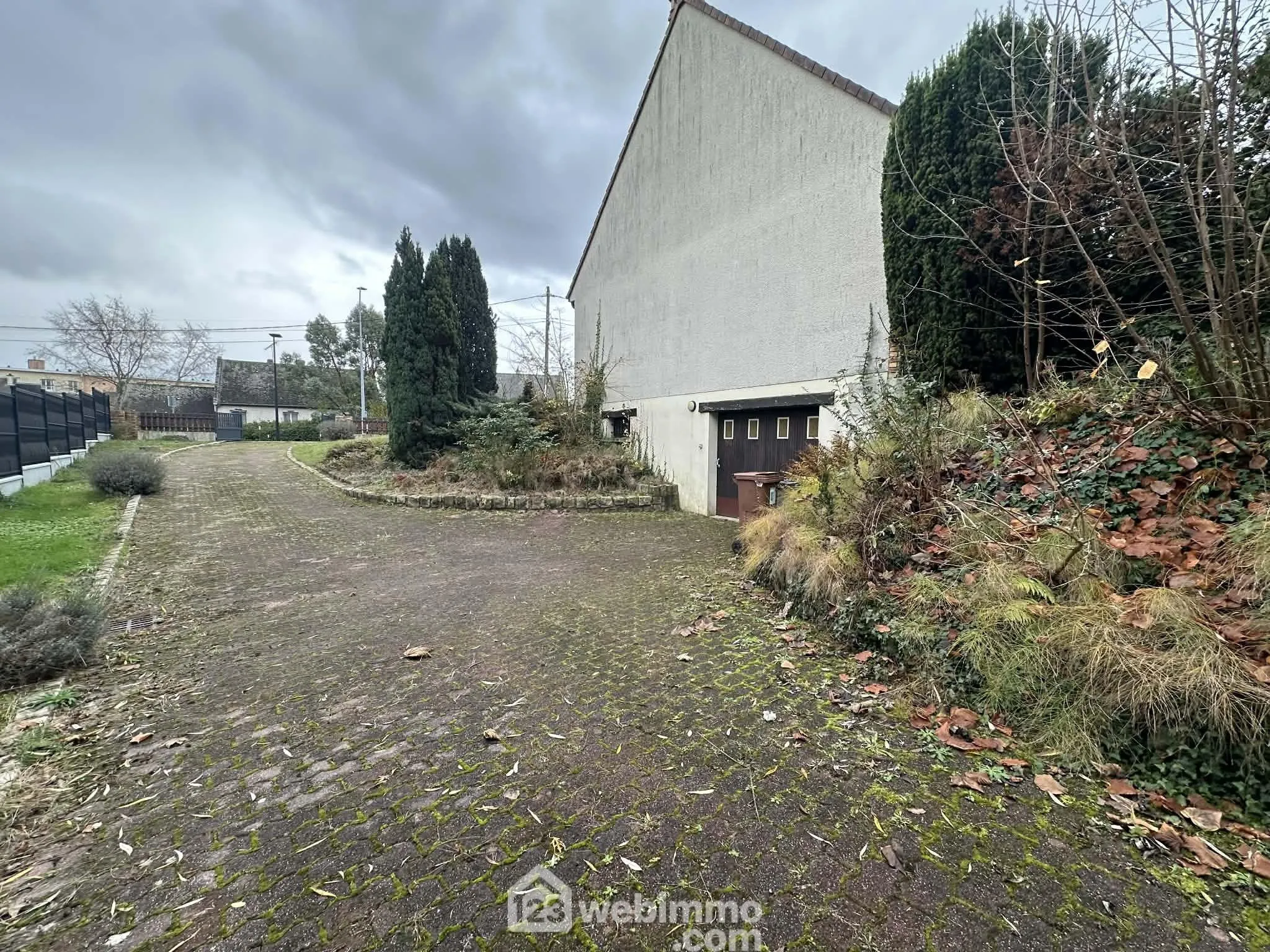 Vente maison de 106 m² avec terrasse et terrain clos à Laon 