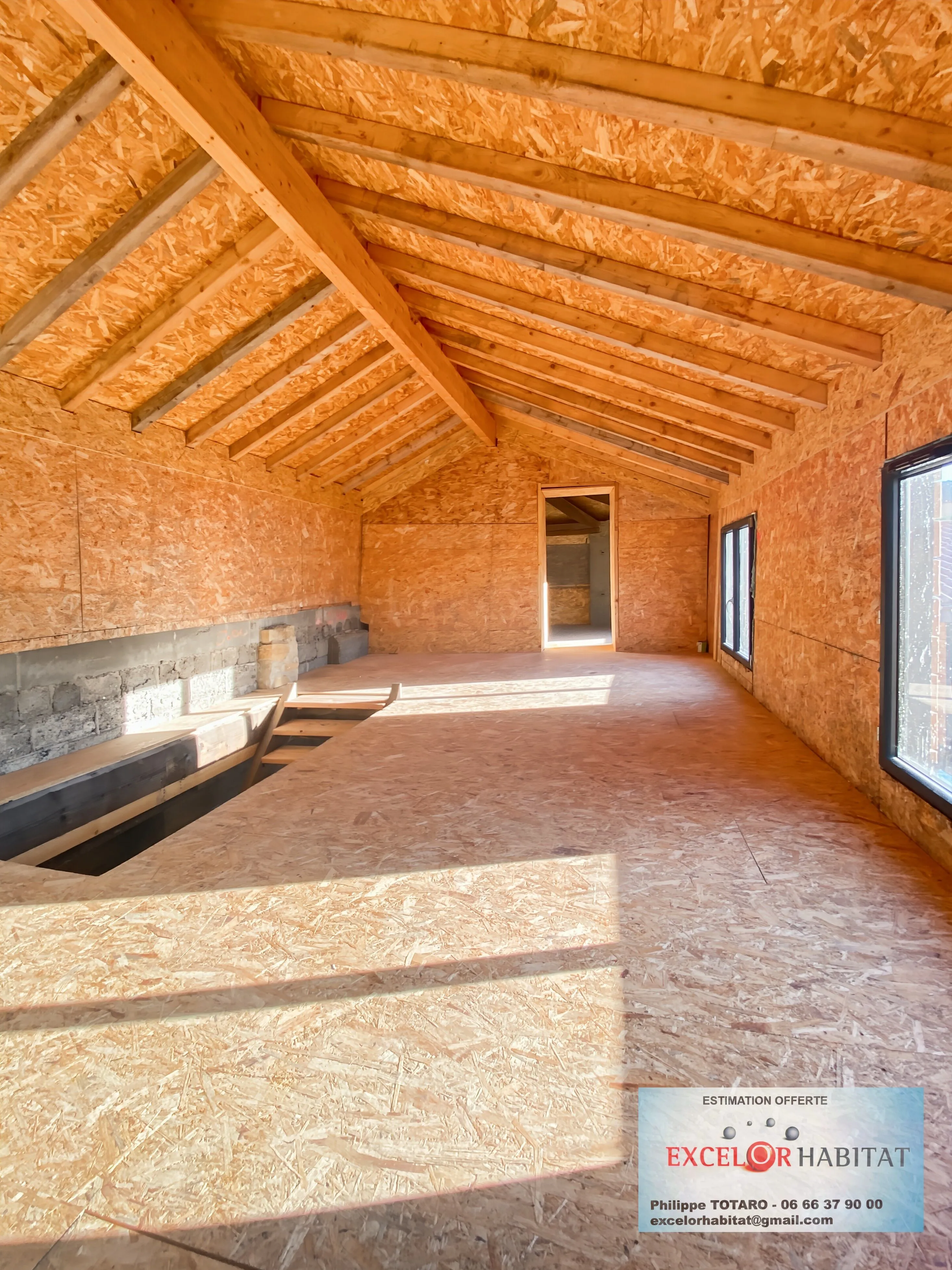 Maison écologique en ossature bois avec terrasse et jardin proche de Belleville-en-Beaujolais 