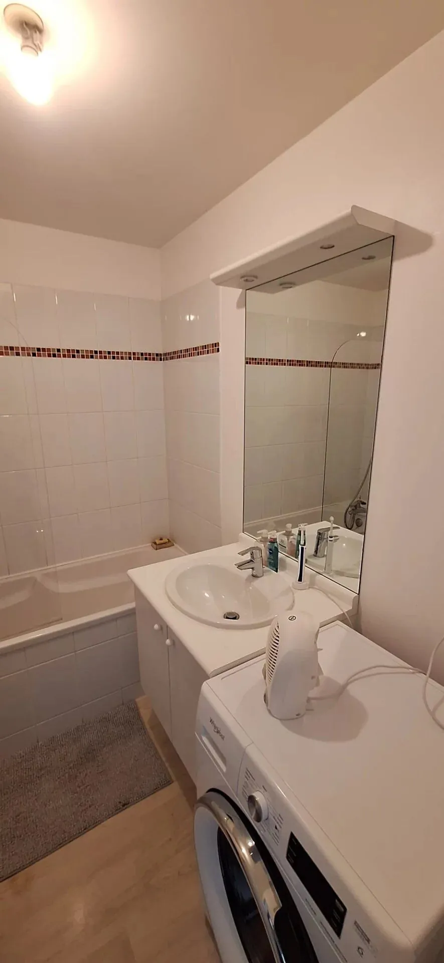 Appartement 3 pièces en dernier étage avec terrasse à Cholet 