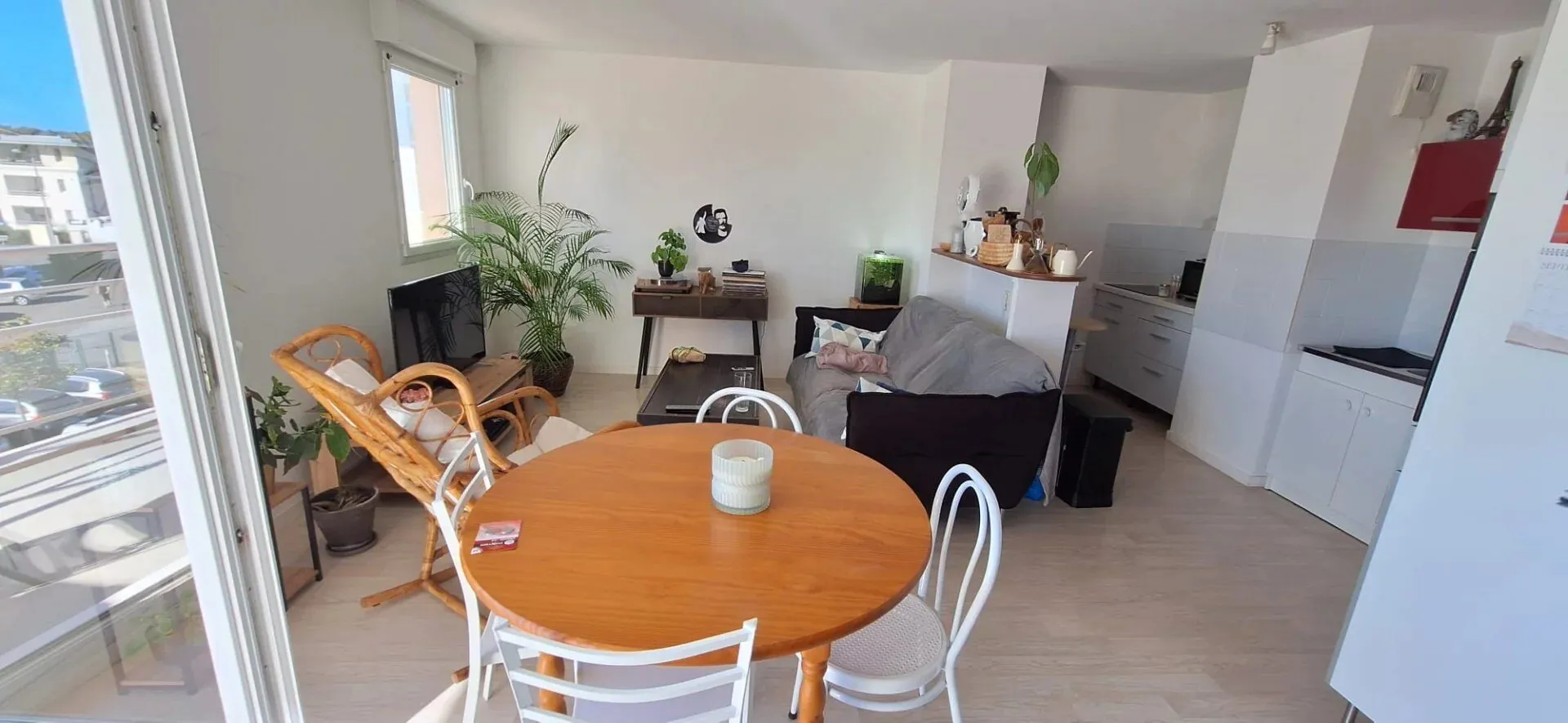 Appartement 3 pièces en dernier étage avec terrasse à Cholet 