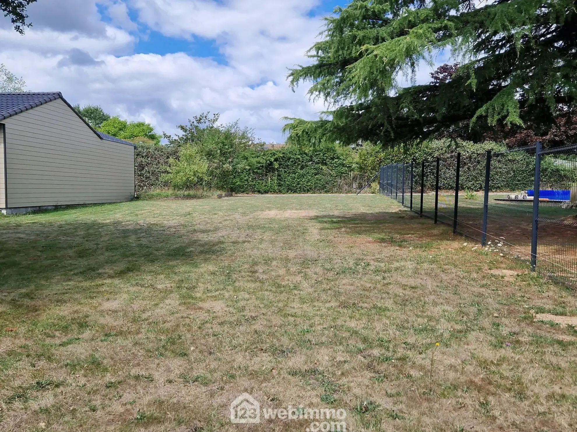 Terrain à bâtir de 674 m² à La Soulinière, proximité La Roche 