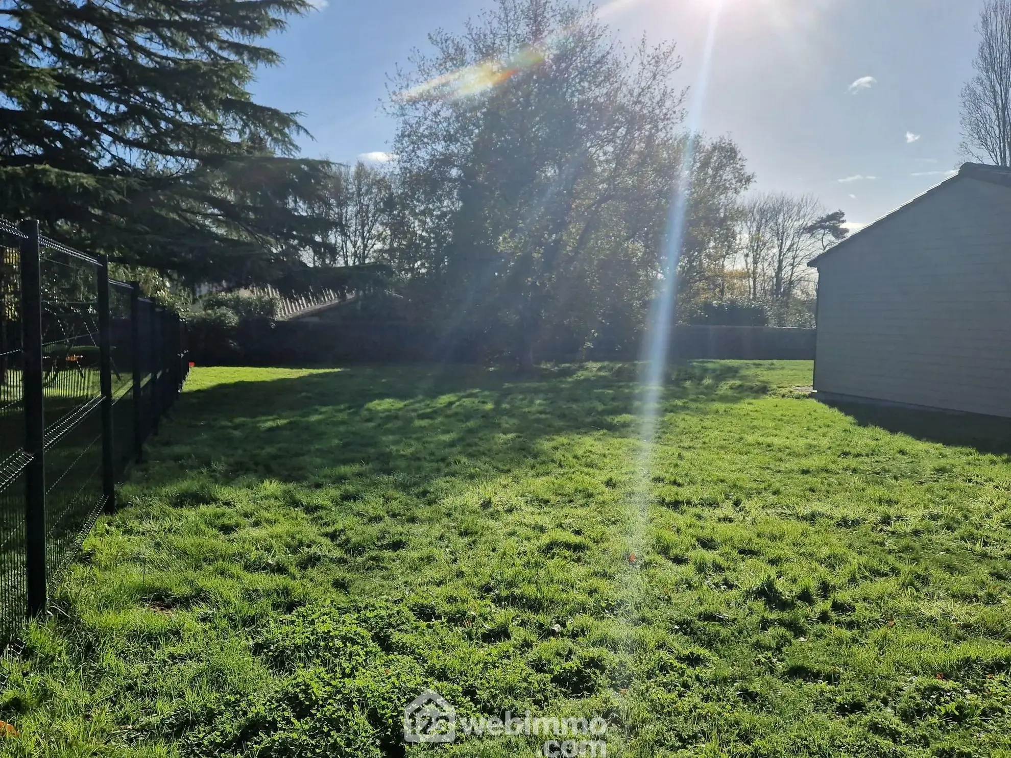 Terrain à bâtir de 674 m² à vendre à Aubigny-Les Clouzeaux 