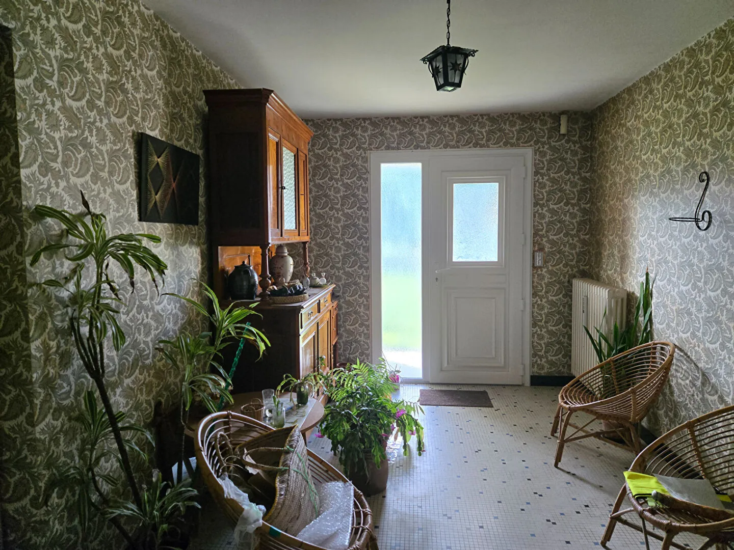 Maison à rénover de 130 m² à Nantes avec potentiel de personnalisation 