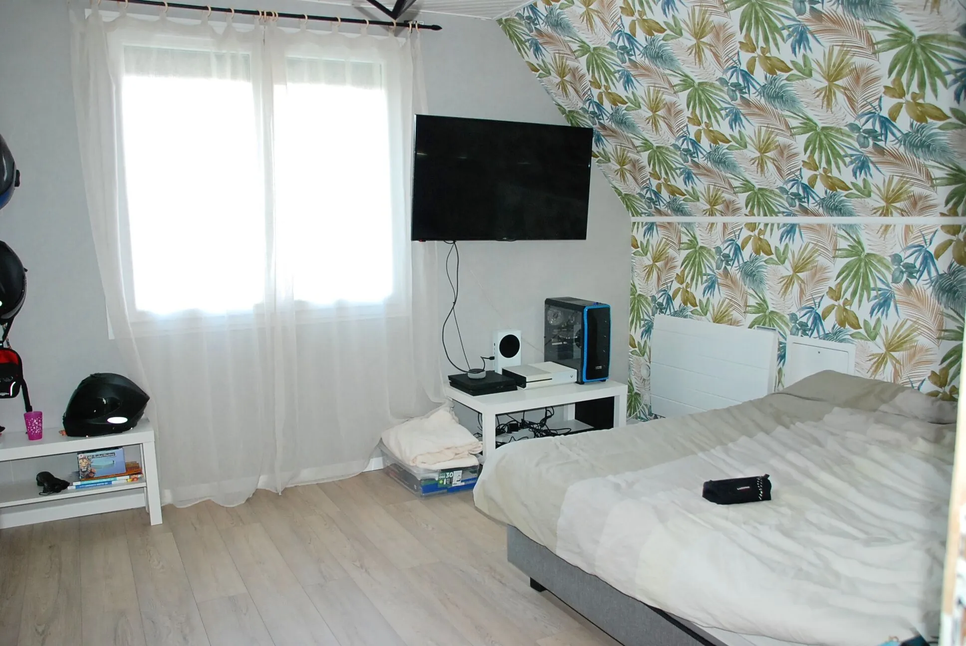 Pavillon individuel avec 4 chambres et sous-sol, proche Fécamp, excellent état 