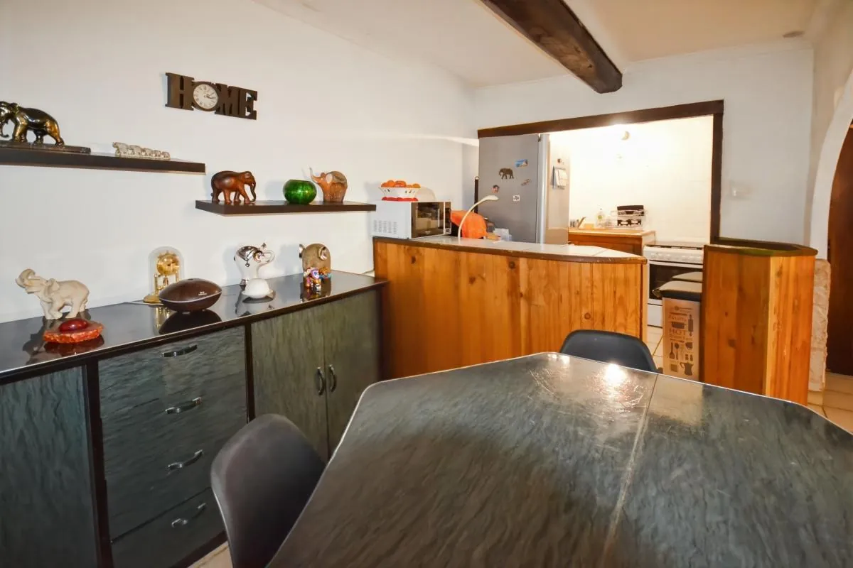 Charmante maison de village 85m² à Ledenon, idéale pour investir 