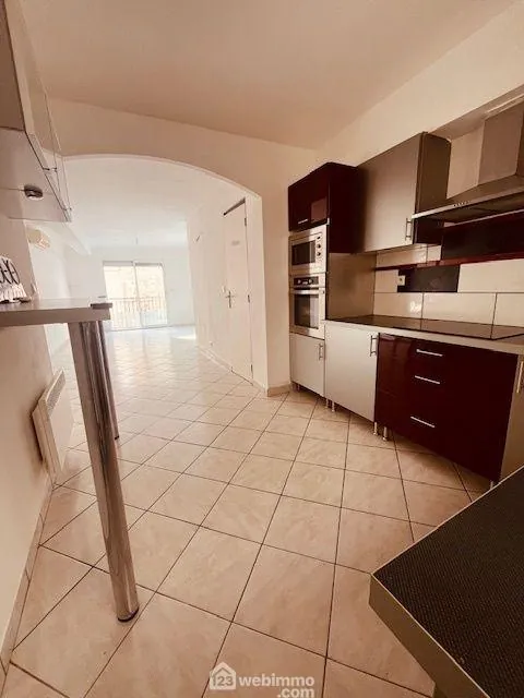 Charmante maison de village à Saint-Laurent-de-la-Salanque avec terrasse et proximité mer 