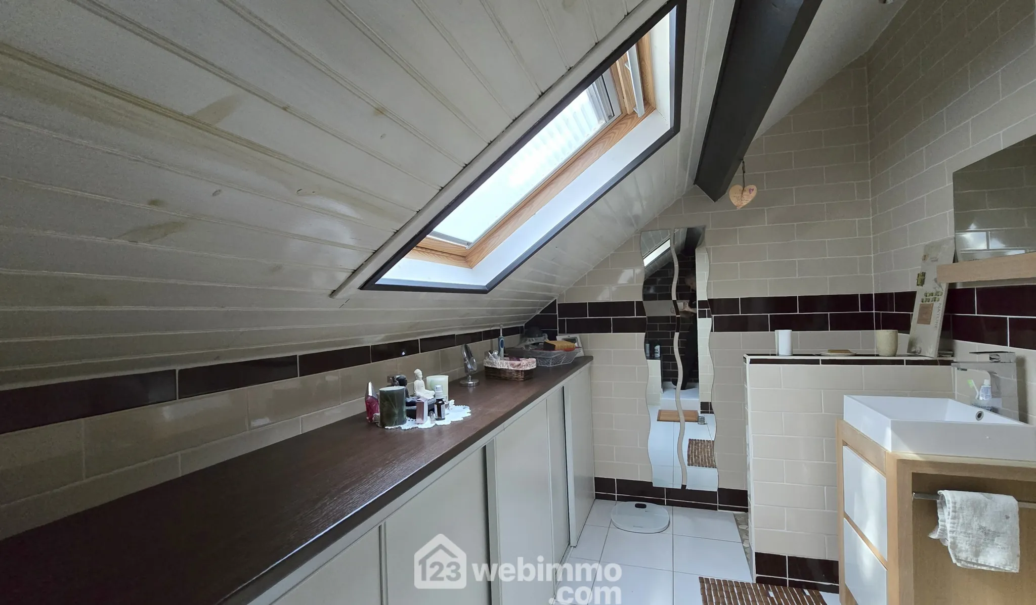 Maison à vendre de 130 m² avec vue sur le centre-ville de Chauvigny 