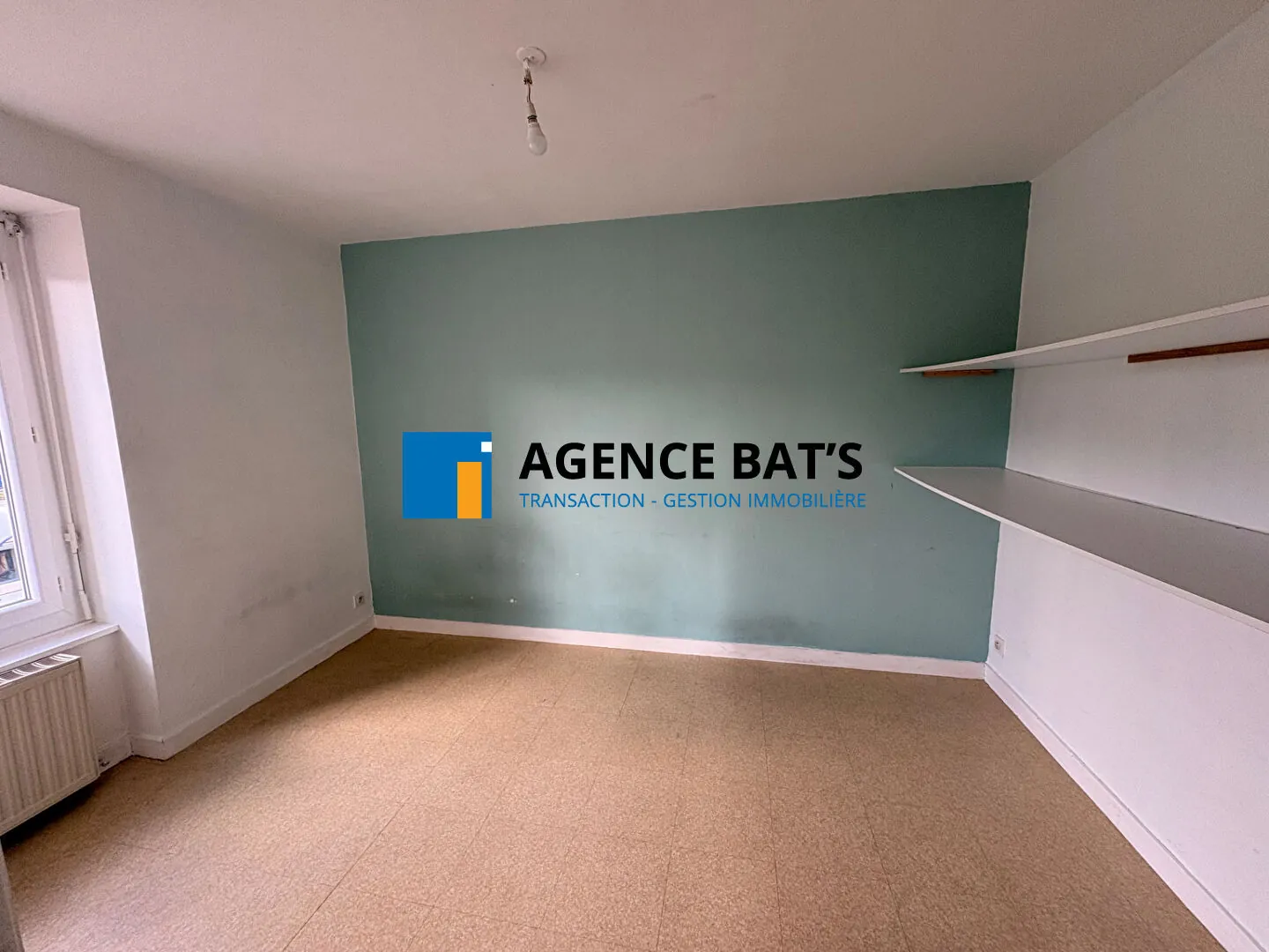 Appartement T2 à Roche La Molière proche commodités avec cuisine équipée 