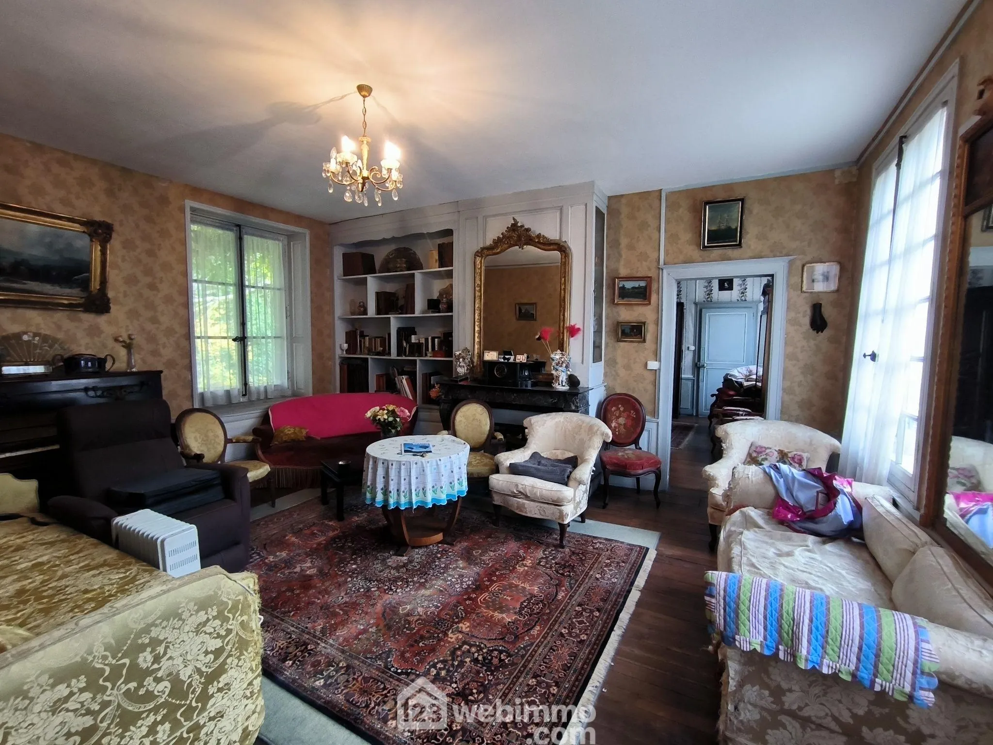 Longère à rénover de 222 m² avec dépendance et terrain arboré à Braine 