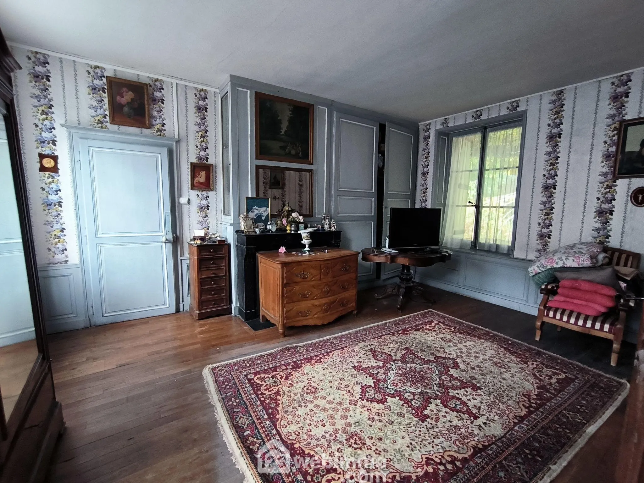 Longère à rénover de 222 m² avec dépendance et terrain arboré à Braine 