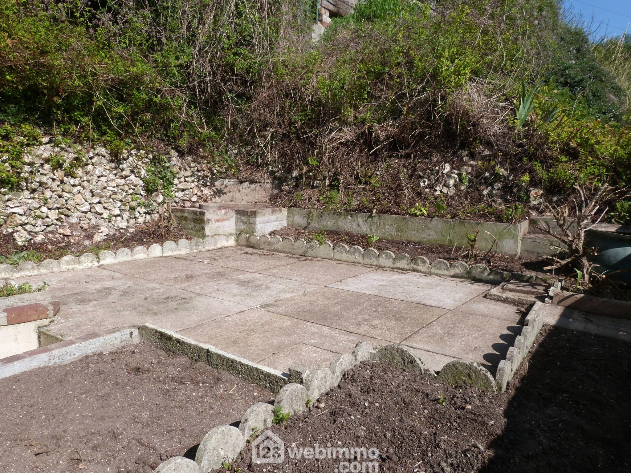 Maison de 51 m² proche de Rouen avec vue dégagée et terrasse 