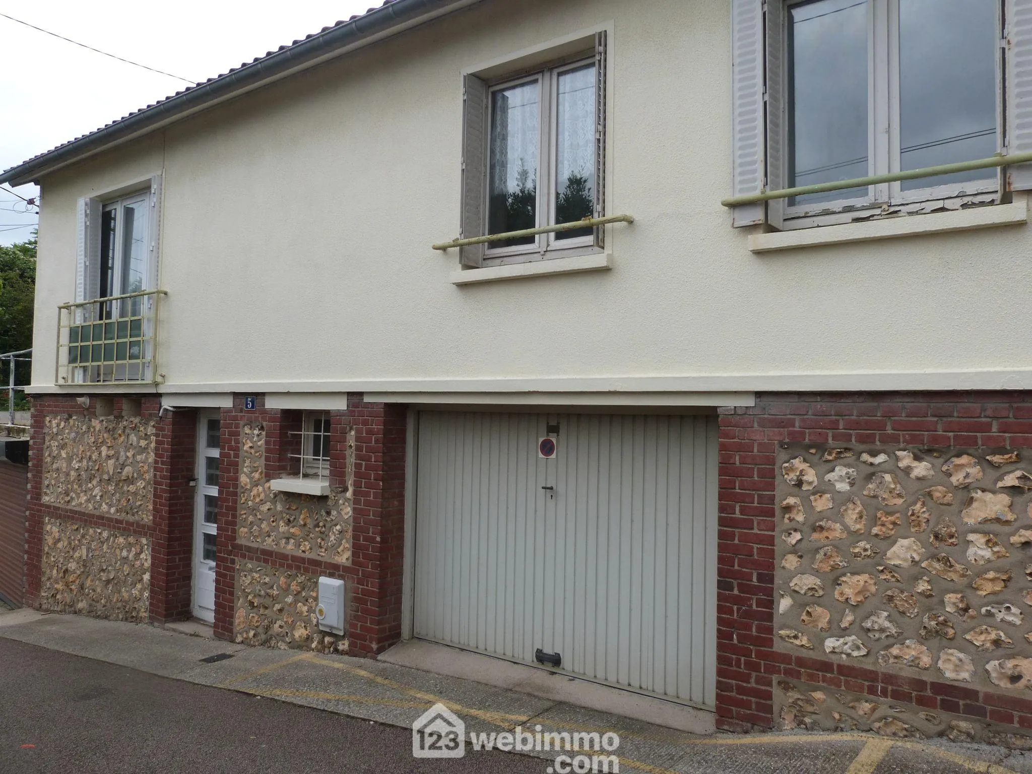 Maison de 51 m² proche de Rouen avec vue dégagée et terrasse 