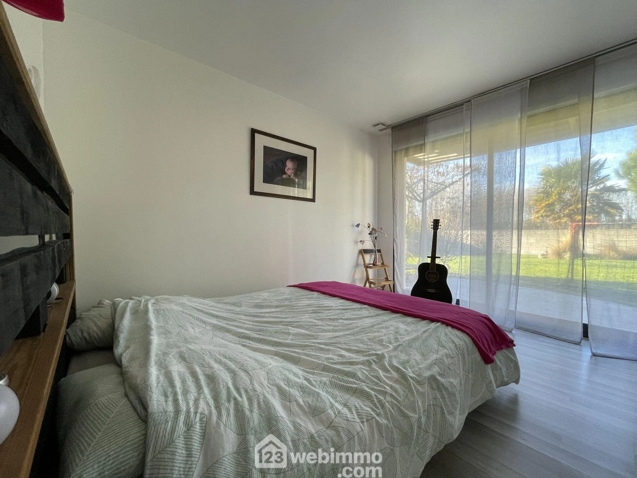 Maison moderne en bois de 165 m2 avec piscine à Naintré (86530) 