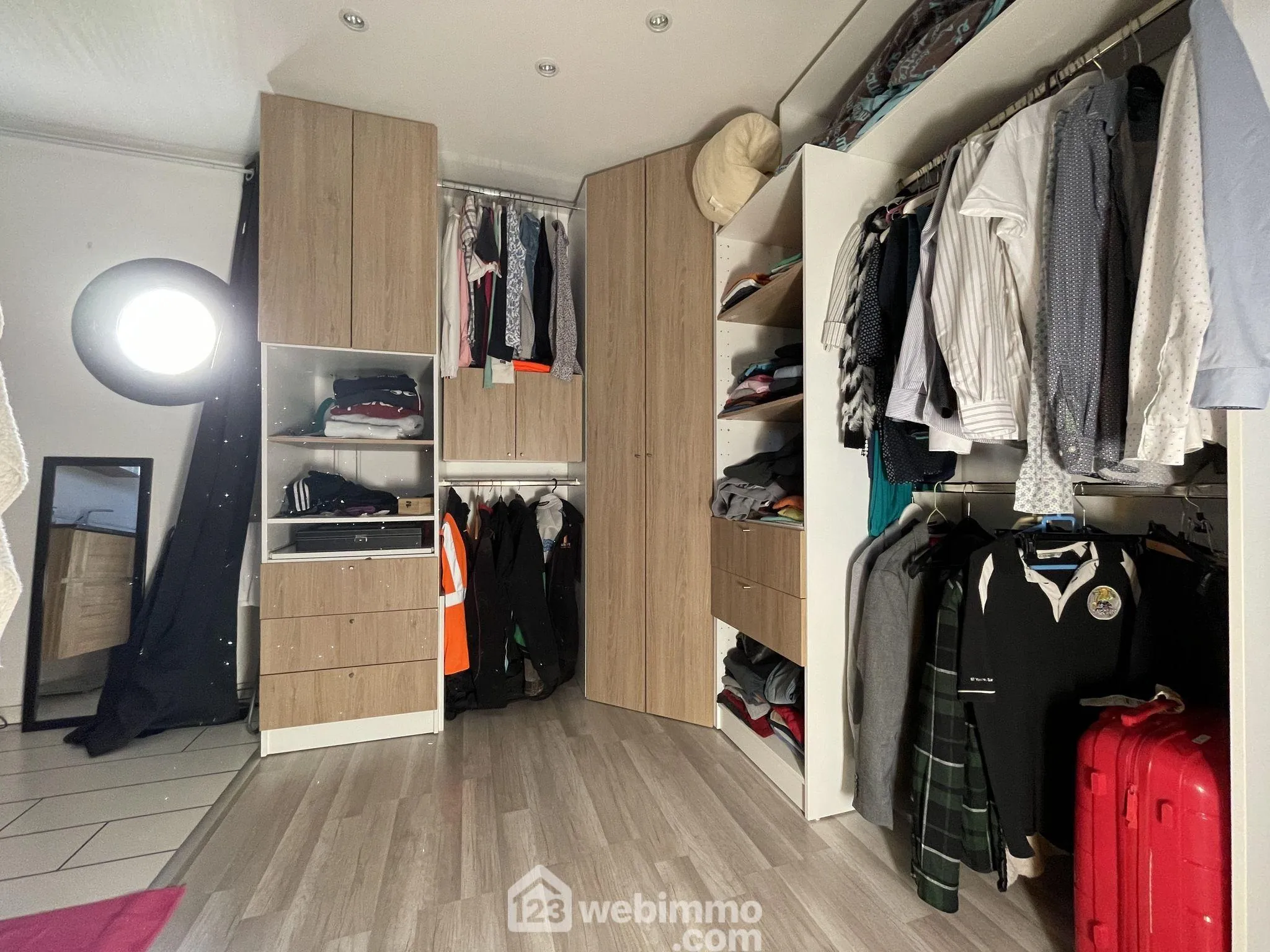 Maison moderne en bois de 165 m2 avec piscine à Naintré (86530) 