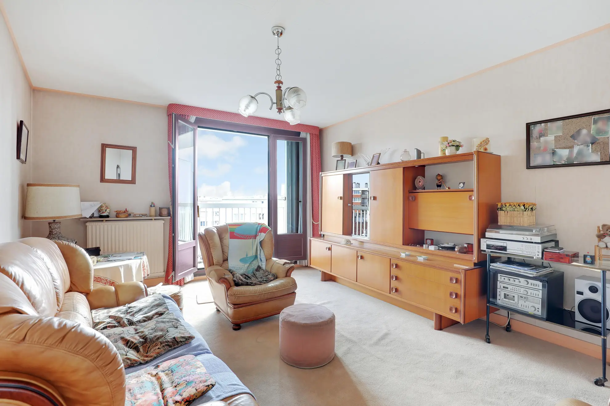 Joli appartement 2 pièces de 46m² avec balcon à La Garenne-Colombes près de la gare Les Vallées