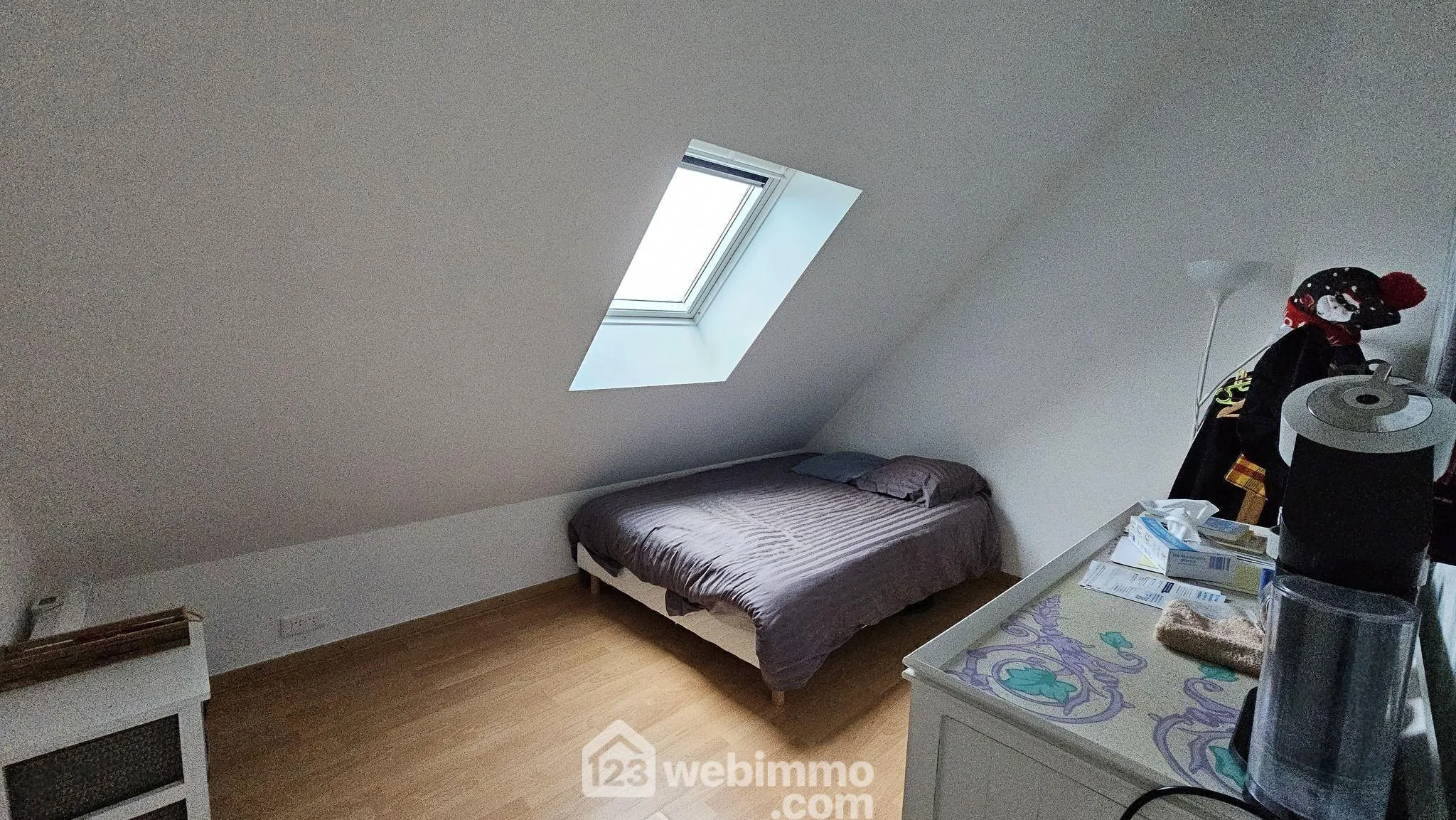 Bel appartement rénové de 61m² à Samoreau avec parking et cave 