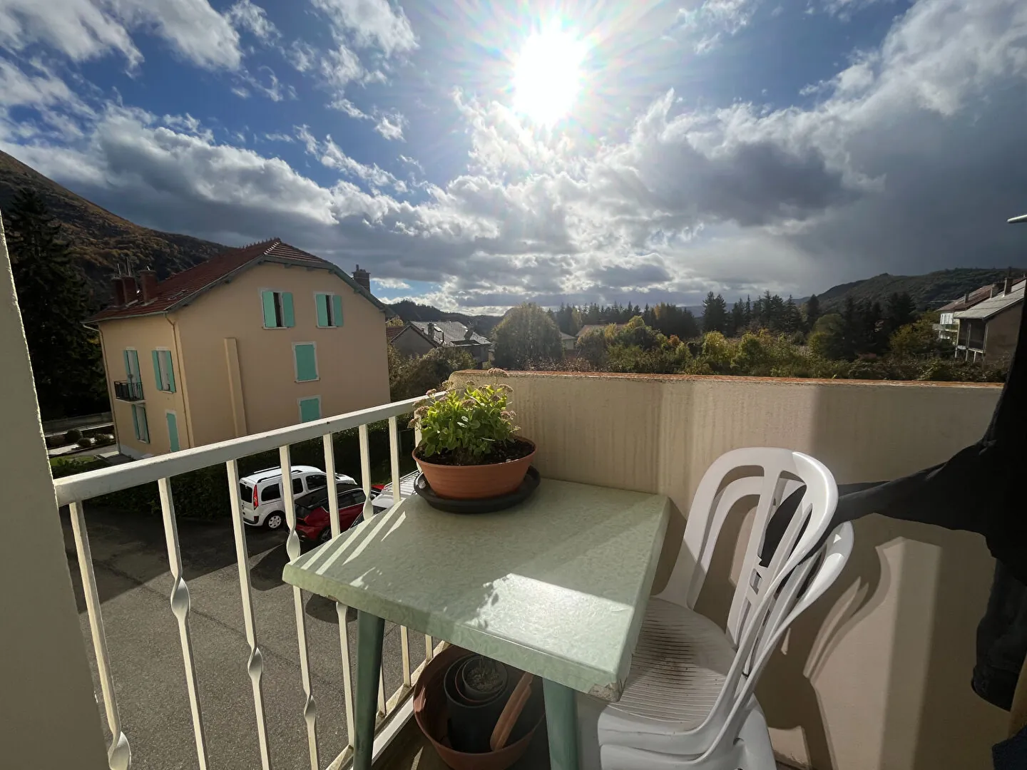 Appartement T3 rénové de 71,48 m² à Veynes avec balcon et garage 