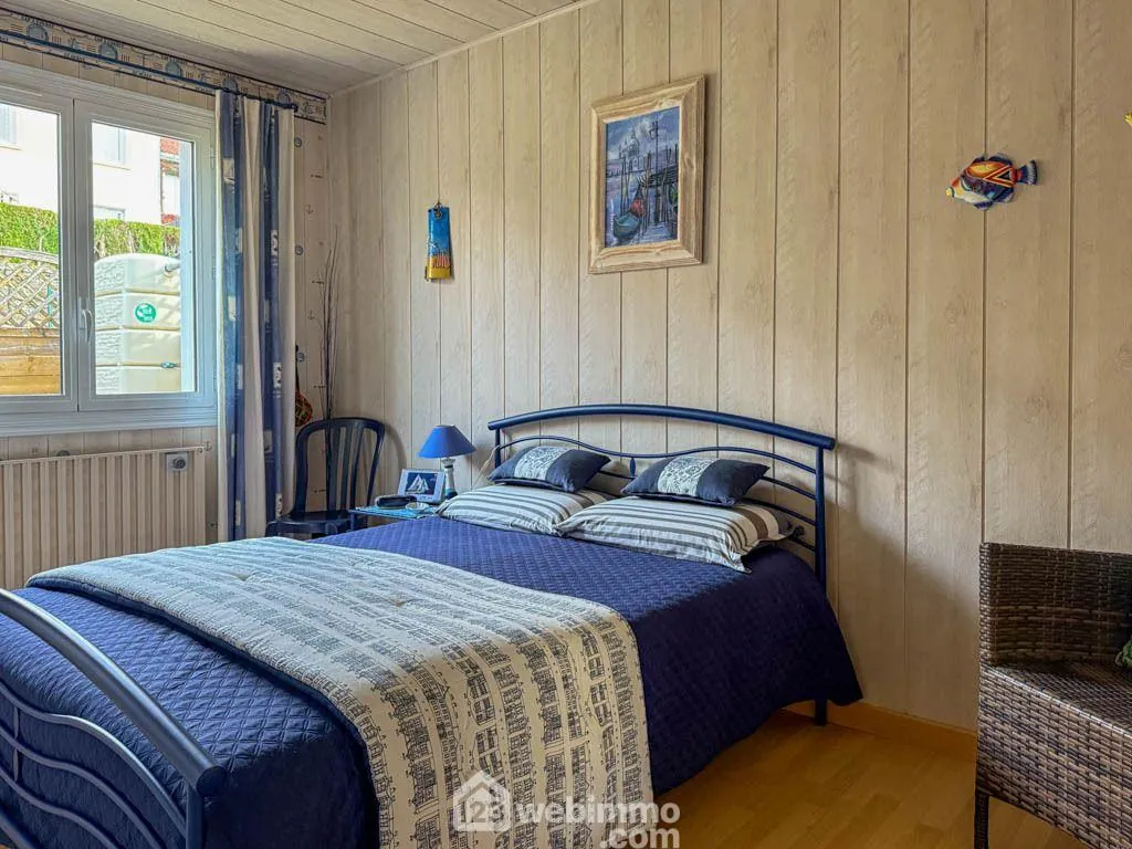 Maison 84 m² à Pouzauges avec jardin et sous-sol, parfait pour un premier achat 