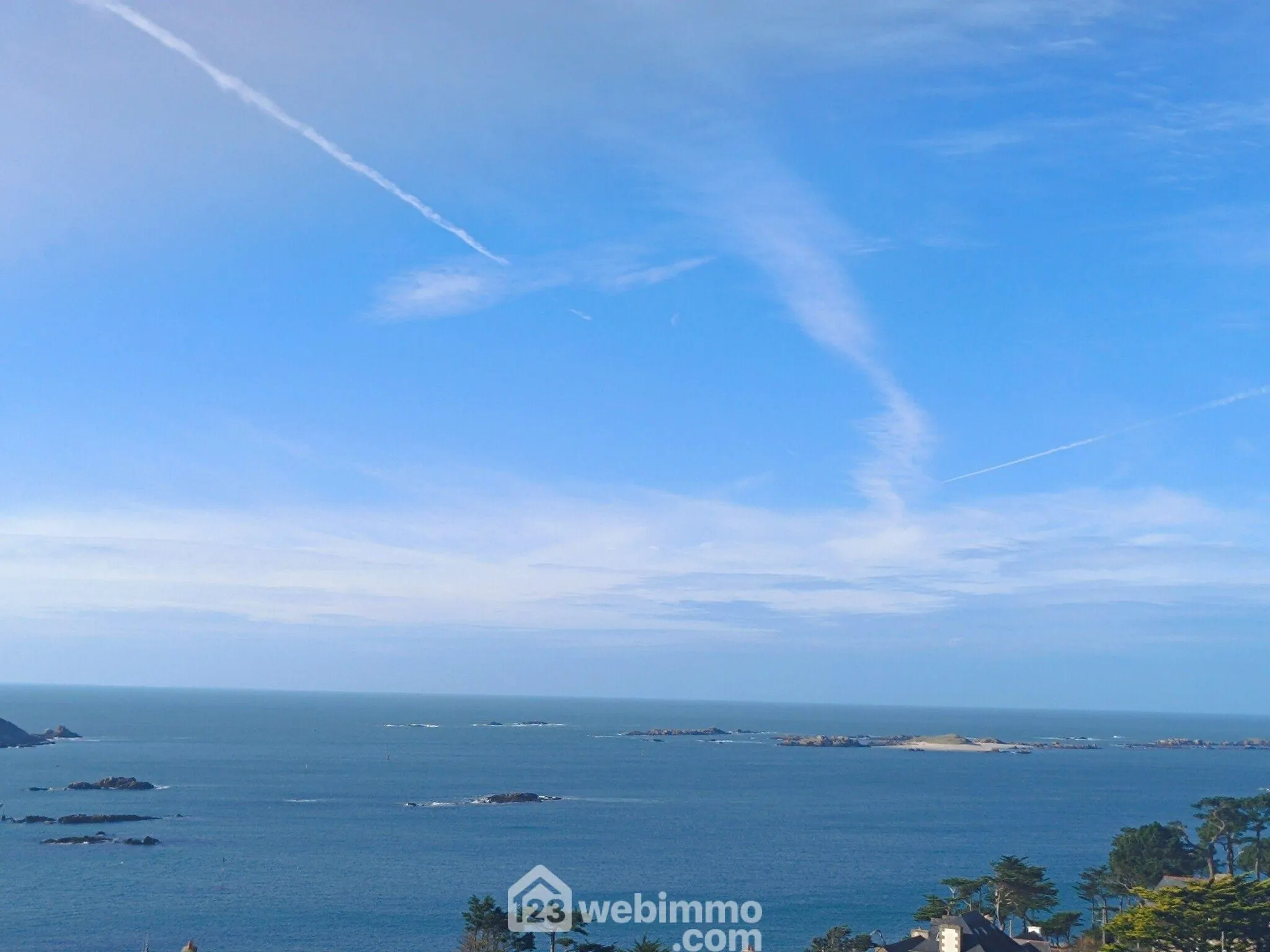 Charmant studio de 20 m² avec terrasse sud et vue mer à Trégor-Goëlo 