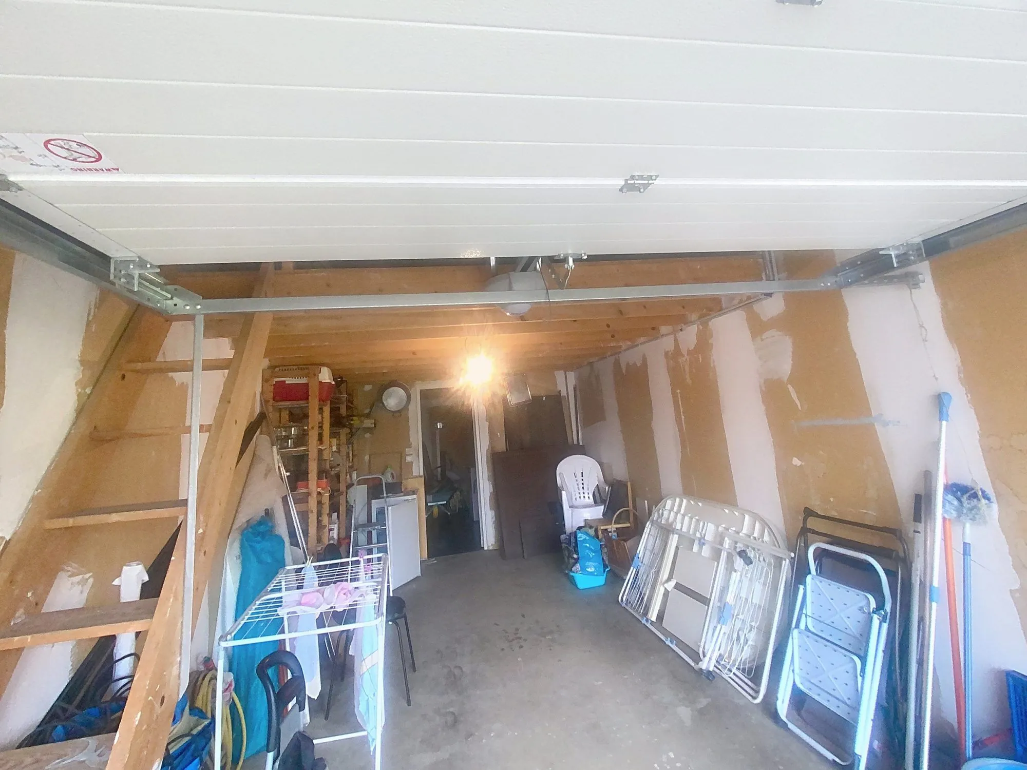 Maison 5 pièces avec piscine à Puygouzon - Confort et tranquillité 