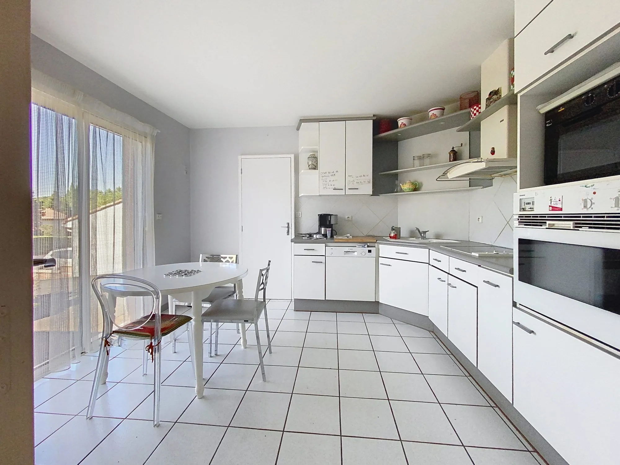 Maison 5 pièces avec piscine à Puygouzon - Confort et tranquillité 