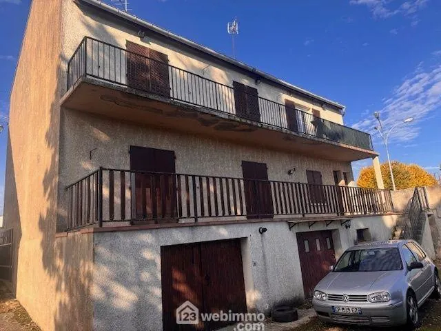 Appartement de 83 m² à Noyon avec jardin et garage, proche du centre-ville