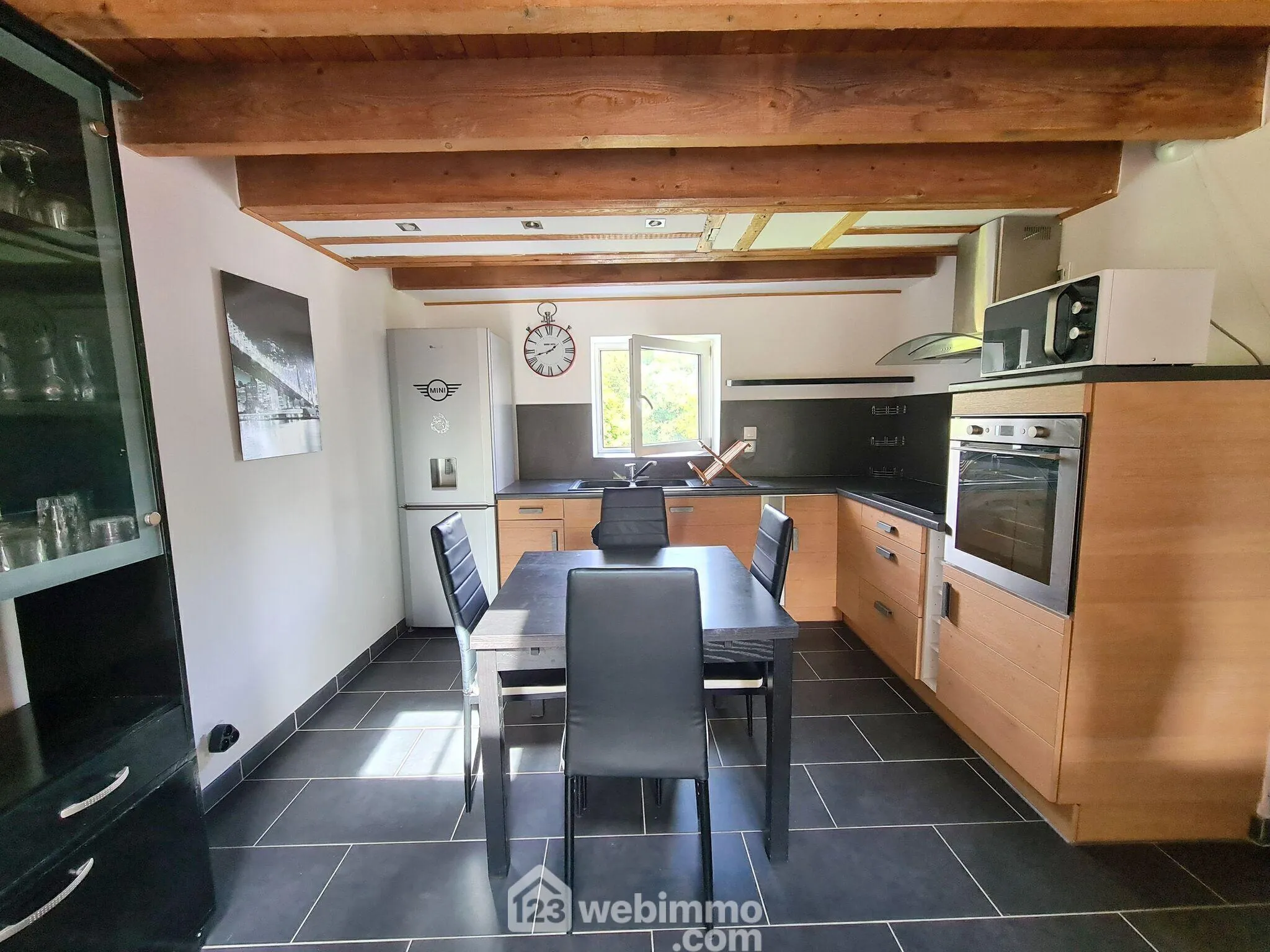 Appartement duplex 2 pièces de 41 m² à Milly-la-Forêt proche forêt et commerces 