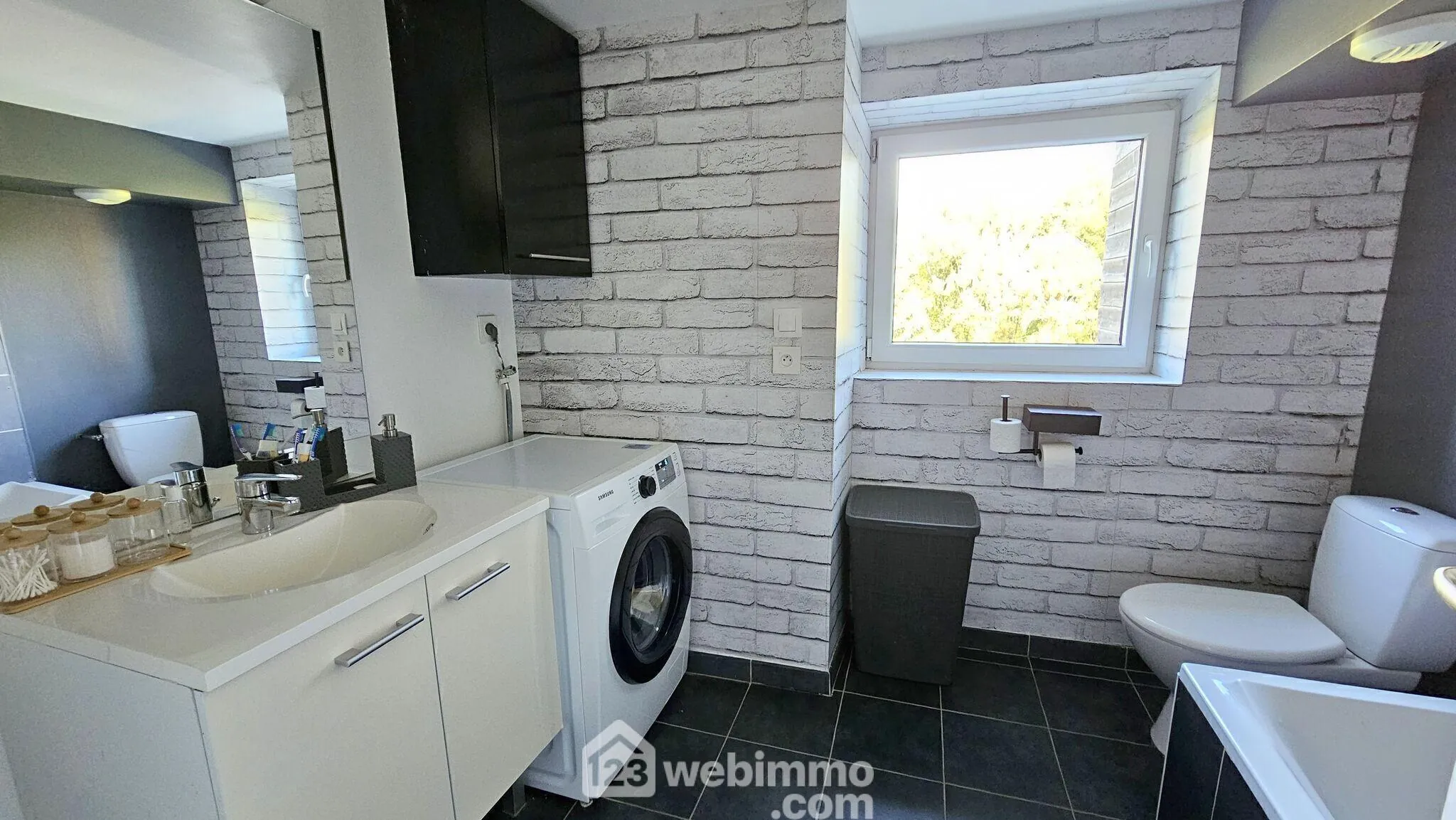 Appartement duplex 2 pièces de 41 m² à Milly-la-Forêt proche forêt et commerces 
