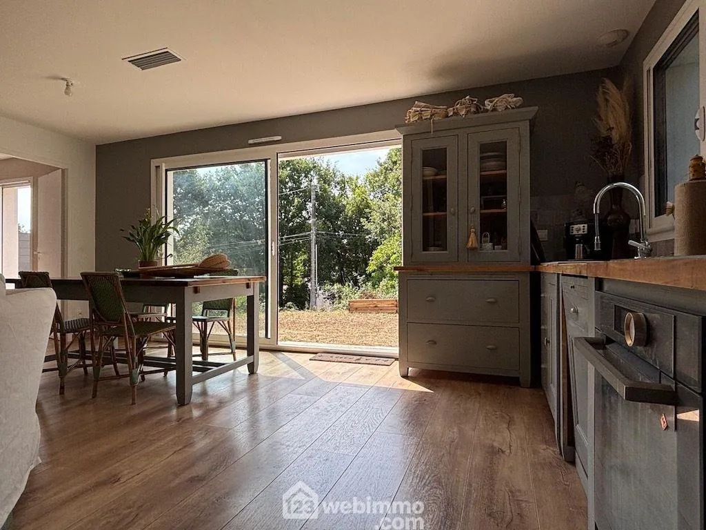 Maison à Béruges de 88 m² avec 3 chambres, calme et proche de la nature 