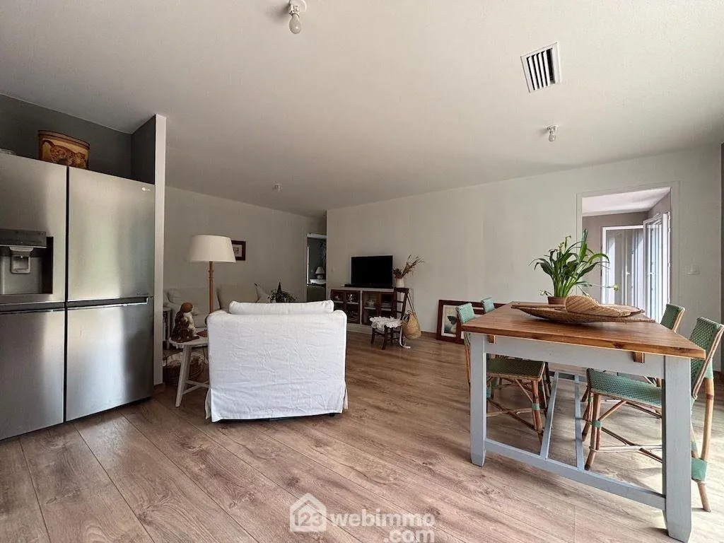 Maison à Béruges de 88 m² avec 3 chambres, calme et proche de la nature 