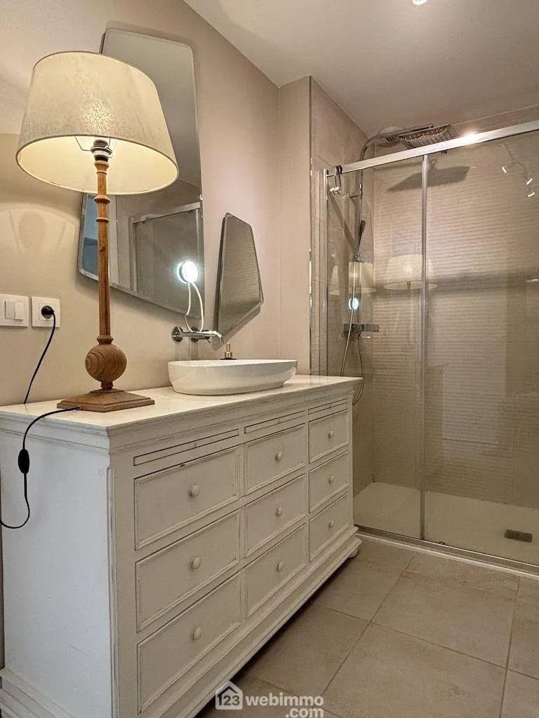 Maison à Béruges de 88 m² avec 3 chambres, calme et proche de la nature 