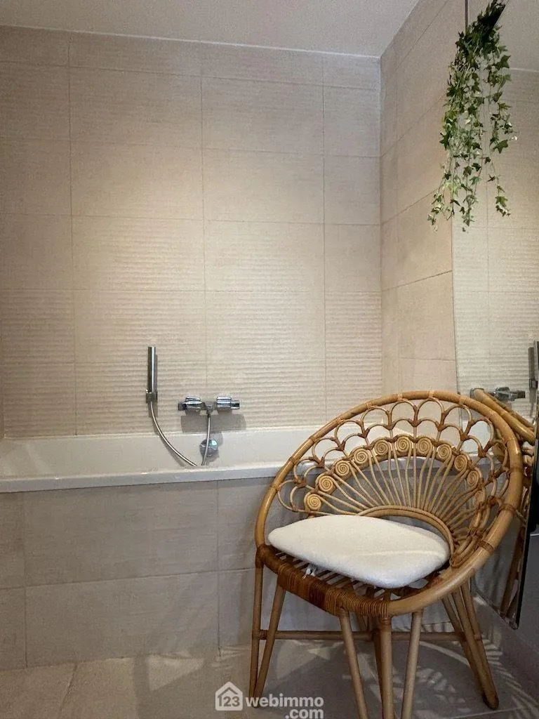 Maison à Béruges de 88 m² avec 3 chambres, calme et proche de la nature 