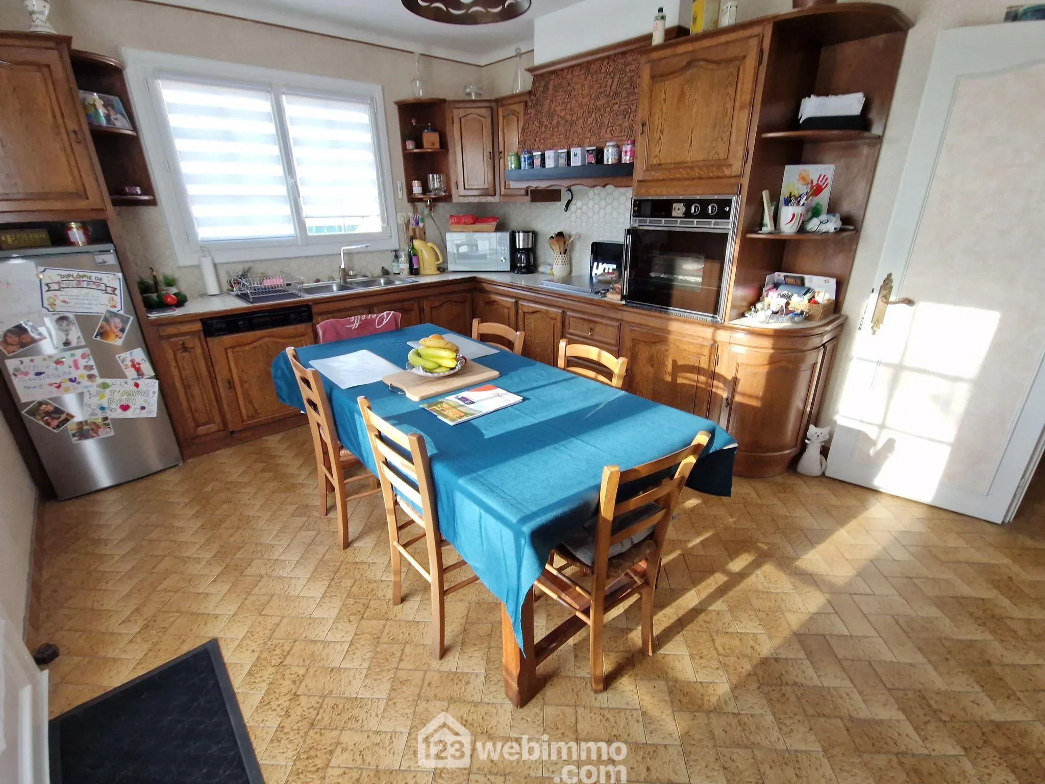 Grande maison à acheter à La Roche-sur-Yon – 168 m² avec dépendances et terrain constructible 