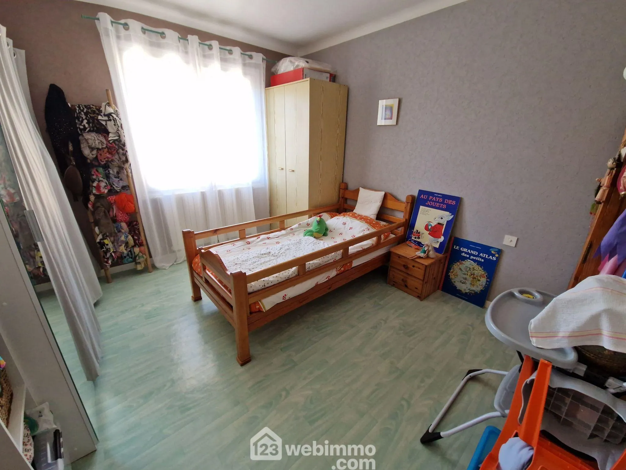 Grande maison à acheter à La Roche-sur-Yon – 168 m² avec dépendances et terrain constructible 