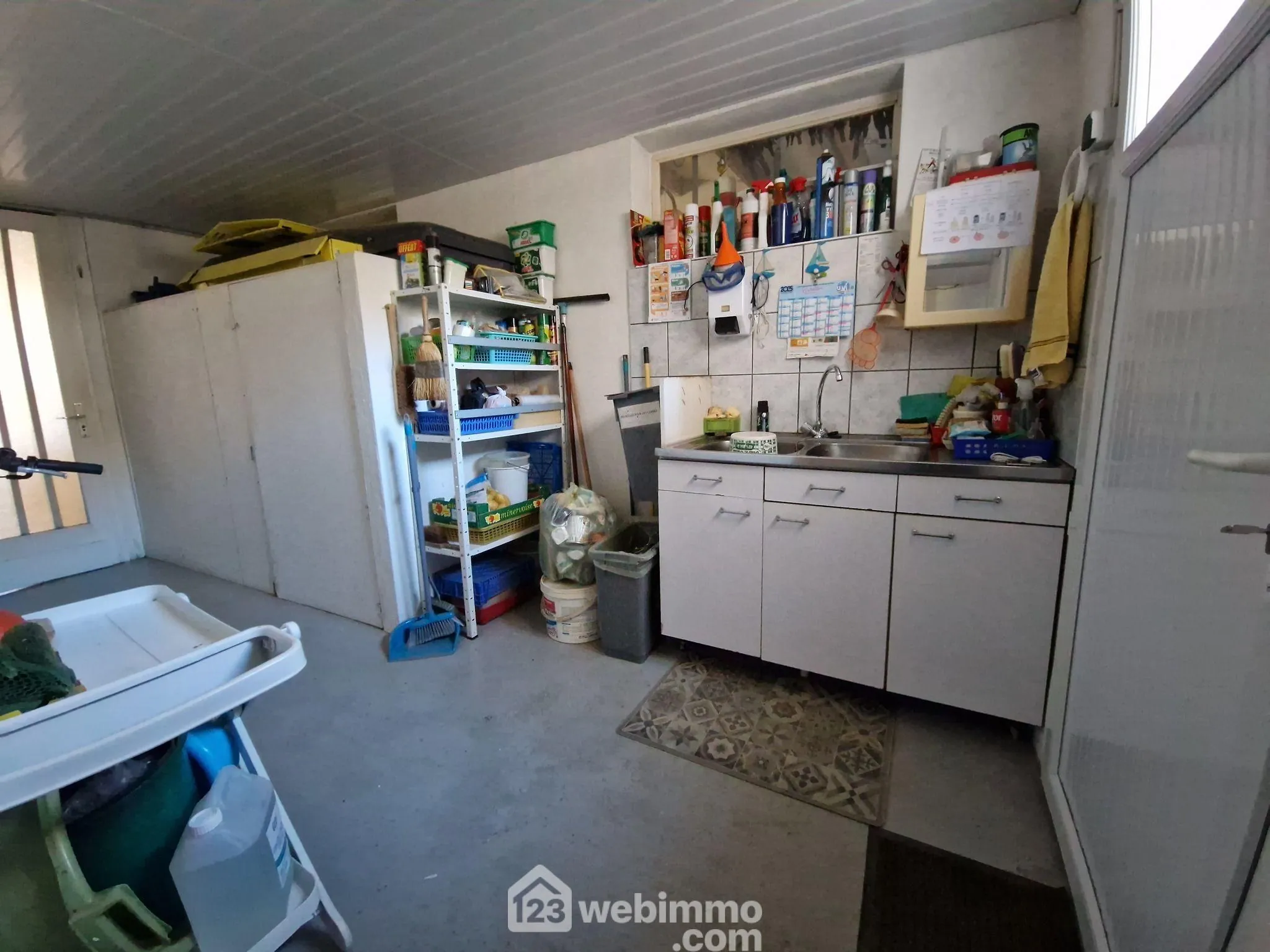 Grande maison à acheter à La Roche-sur-Yon – 168 m² avec dépendances et terrain constructible 