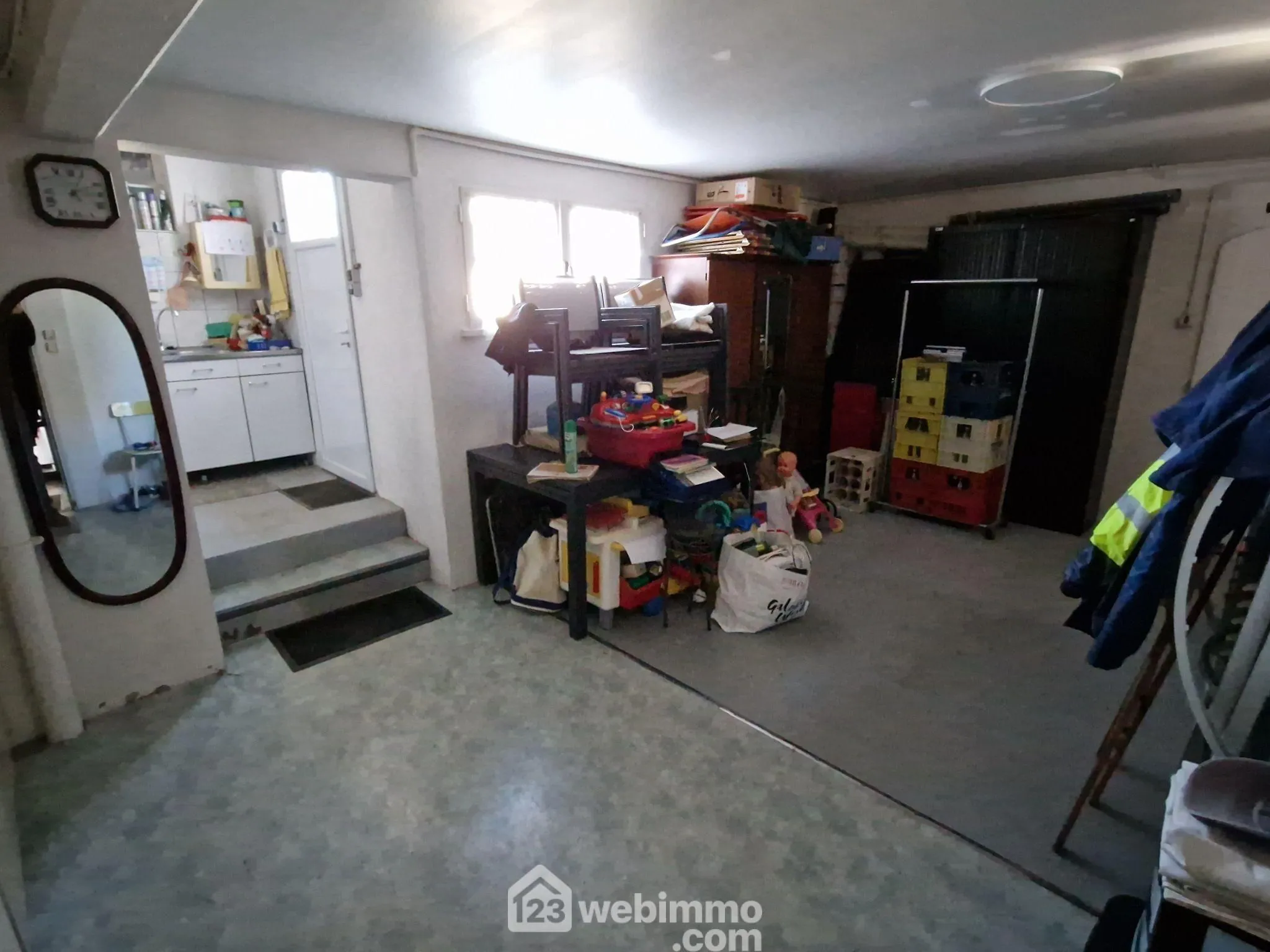 Grande maison à acheter à La Roche-sur-Yon – 168 m² avec dépendances et terrain constructible 