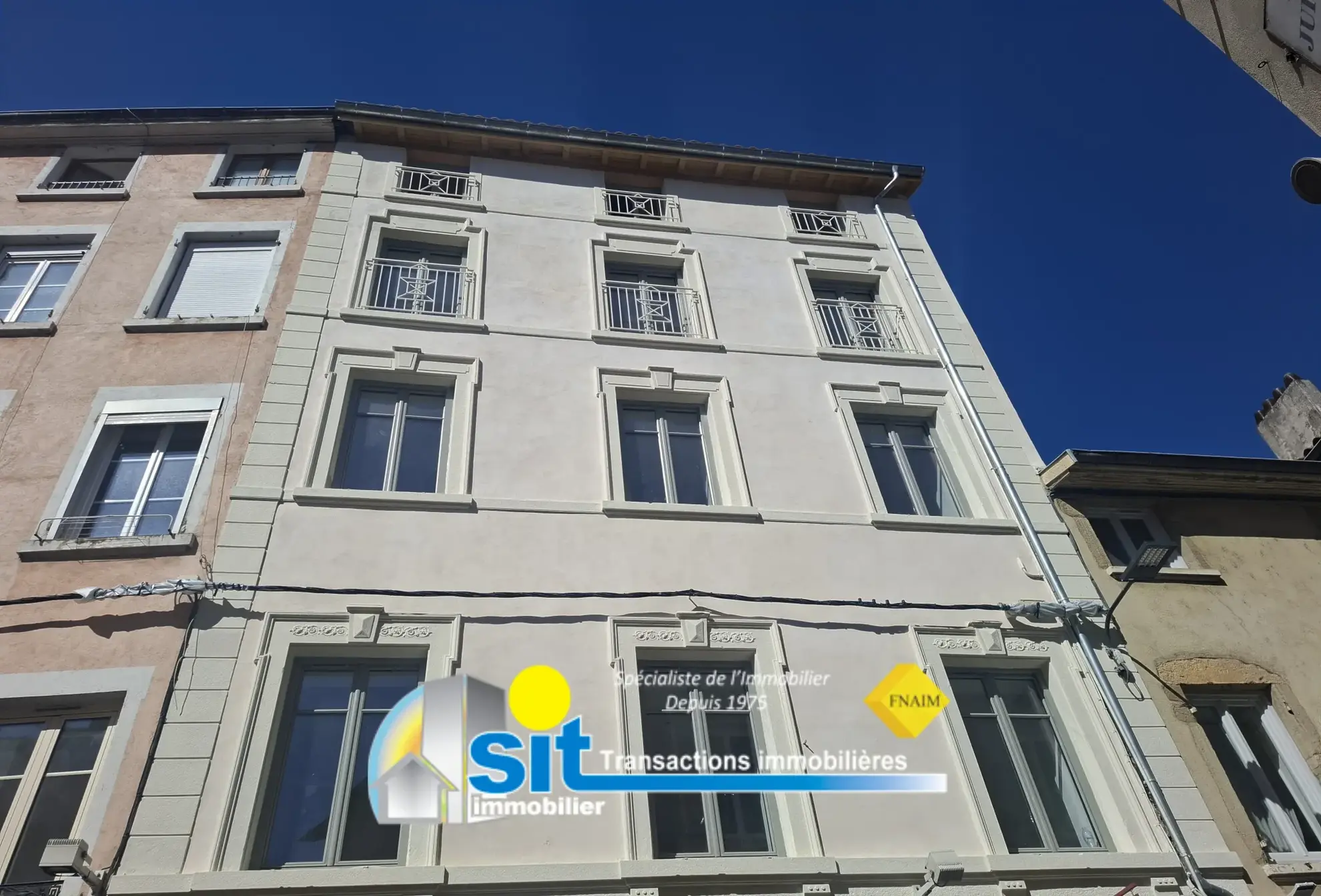 Appartement T2 de 42 m² à Vienne avec vue imprenable sur la cathédrale 