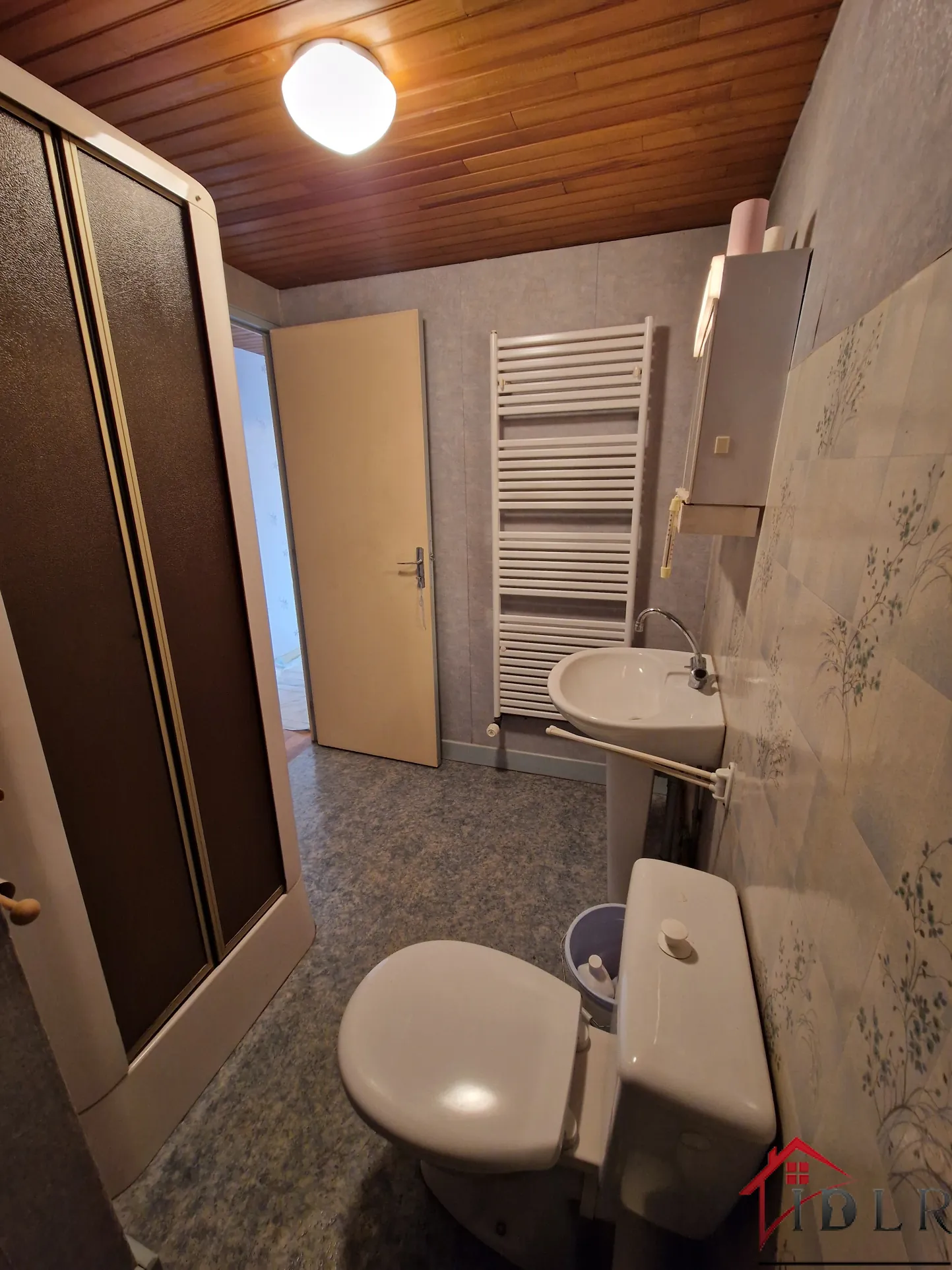 À vendre maison de village à Melay, 85 m², potentiel commercial et résidentiel 