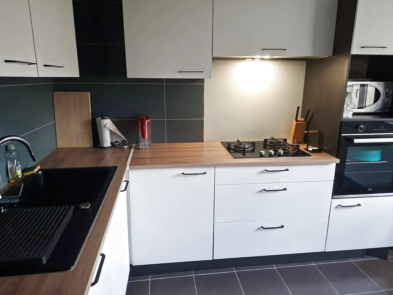 Maison semi-individuelle moderne à Boussois avec 4 chambres, jardin et garage 