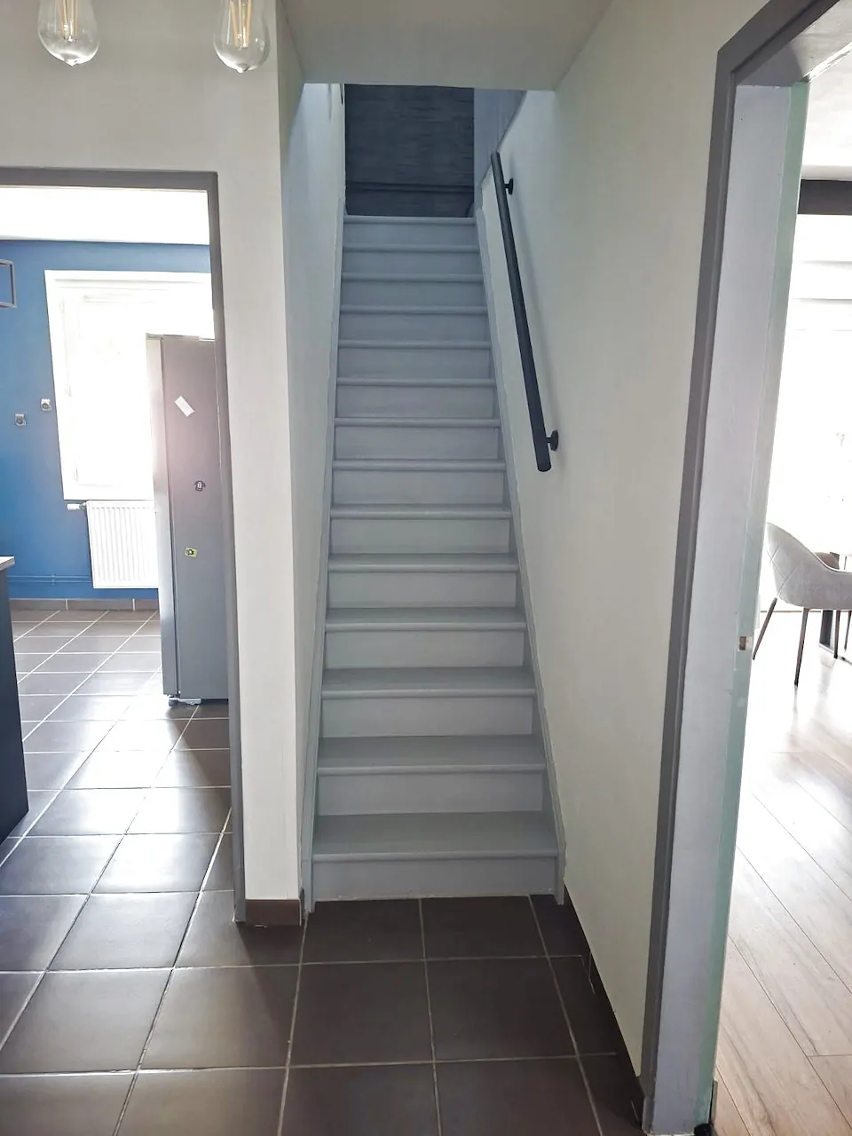 Maison semi-individuelle moderne à Boussois avec 4 chambres, jardin et garage 