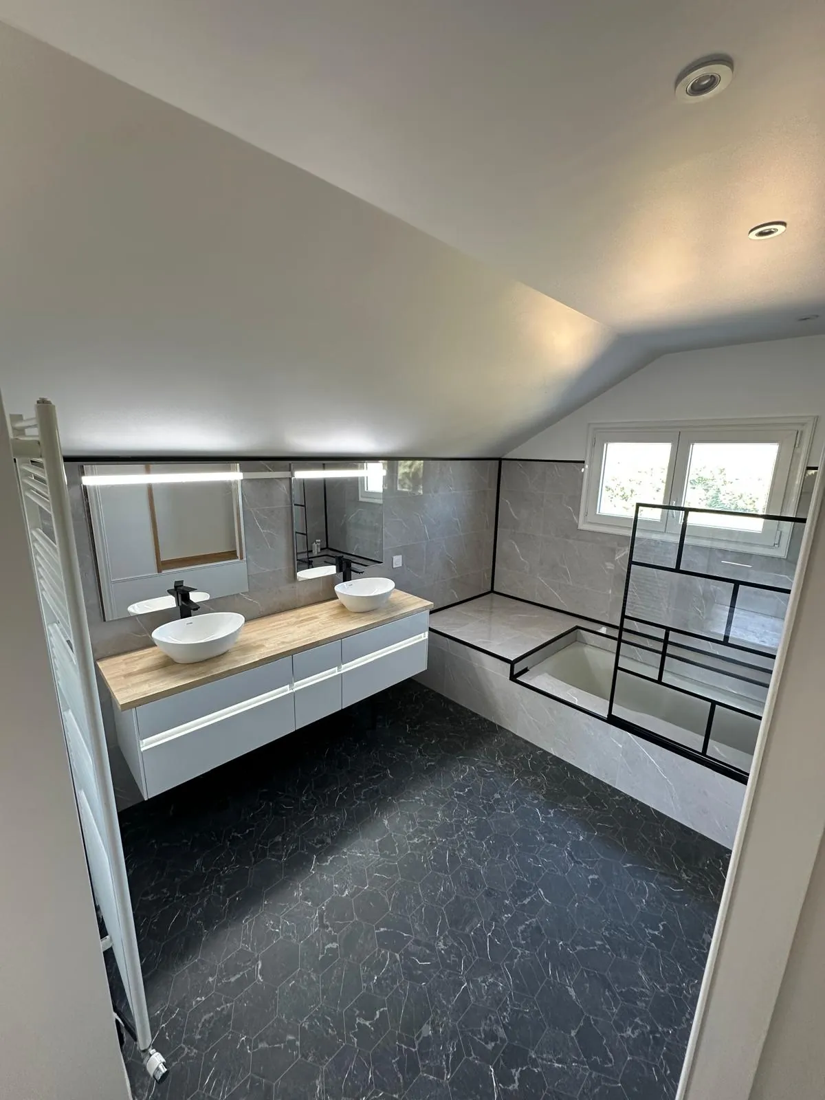 Maison individuelle avec vue dégagée à Brugheas - 146 m² rénovés 