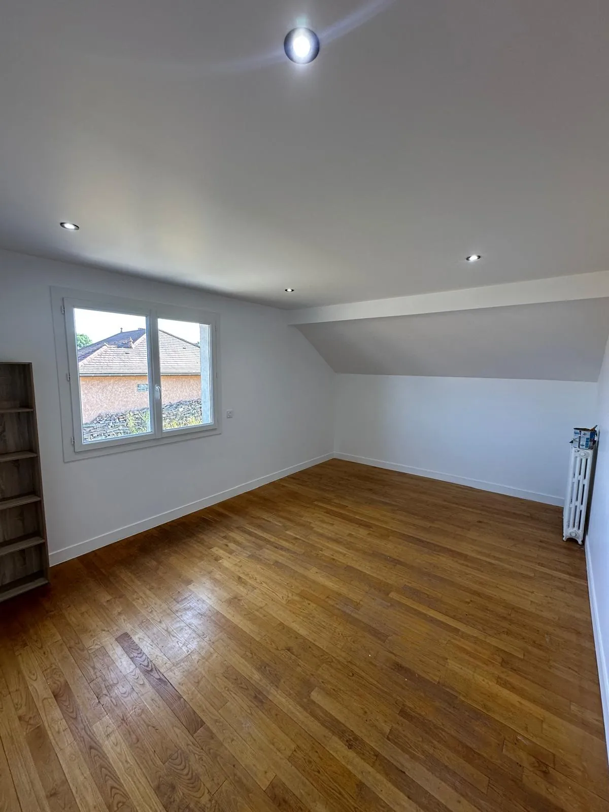 Maison individuelle avec vue dégagée à Brugheas - 146 m² rénovés 