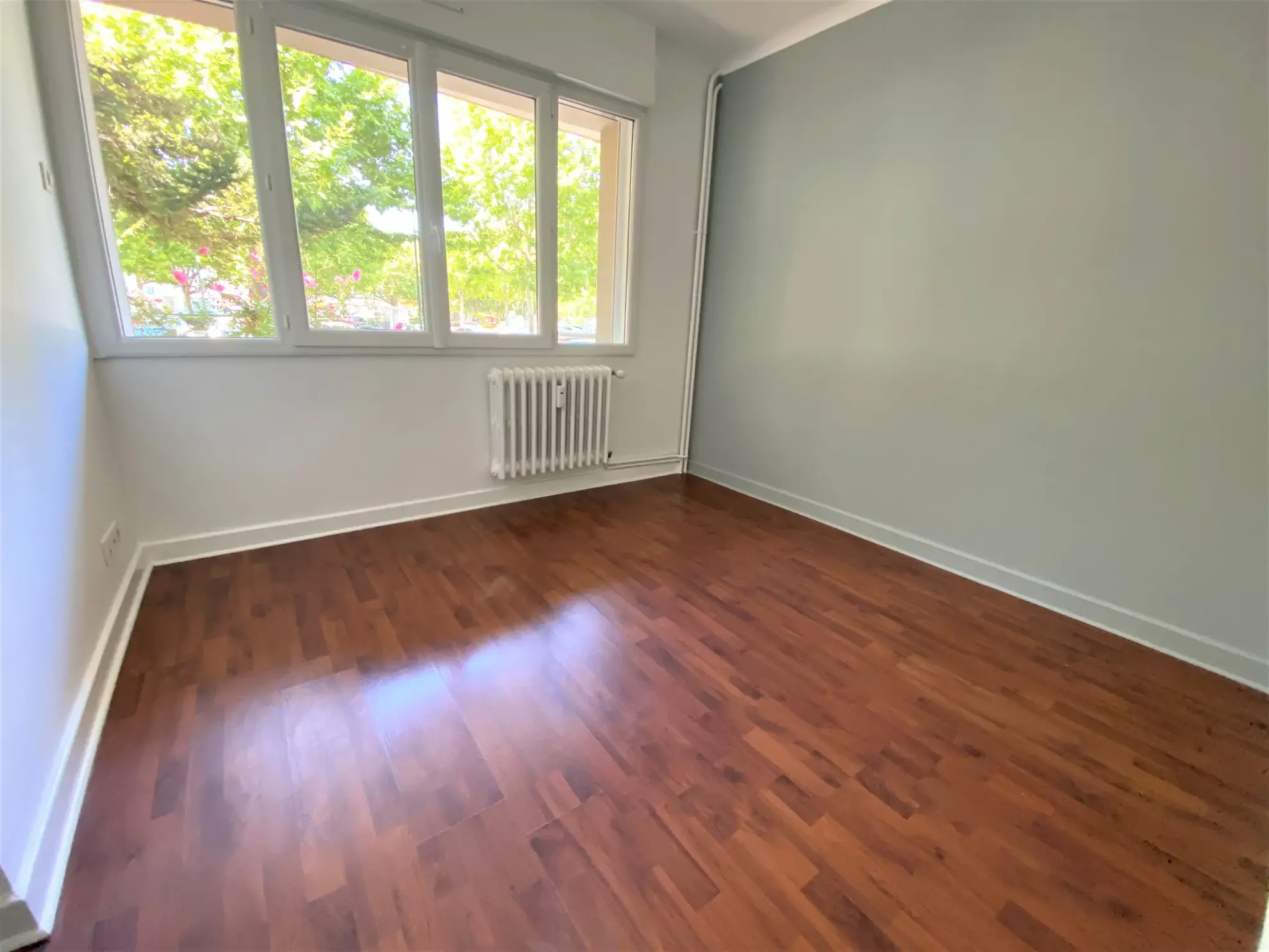 Appartement T3 de 51 m² à Montélimar, proche du centre-ville et des cinémas 