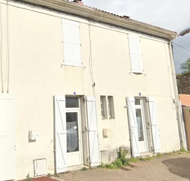 Maison à vendre au centre de Langon avec jardin et terrasse 