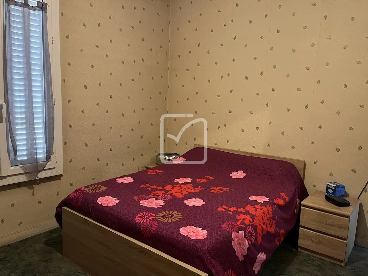 Maison à rénover à Objat avec fort potentiel d'investissement 