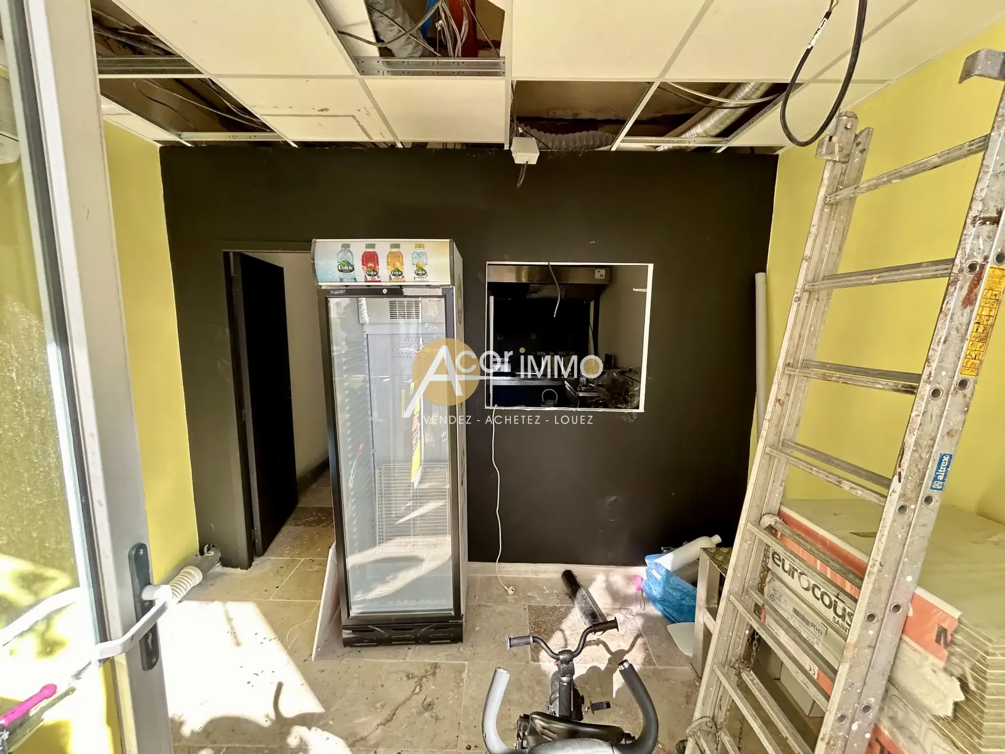 Vente Mur Commercial La Seyne-sur-Mer - Locataire en place, travaux en cours 