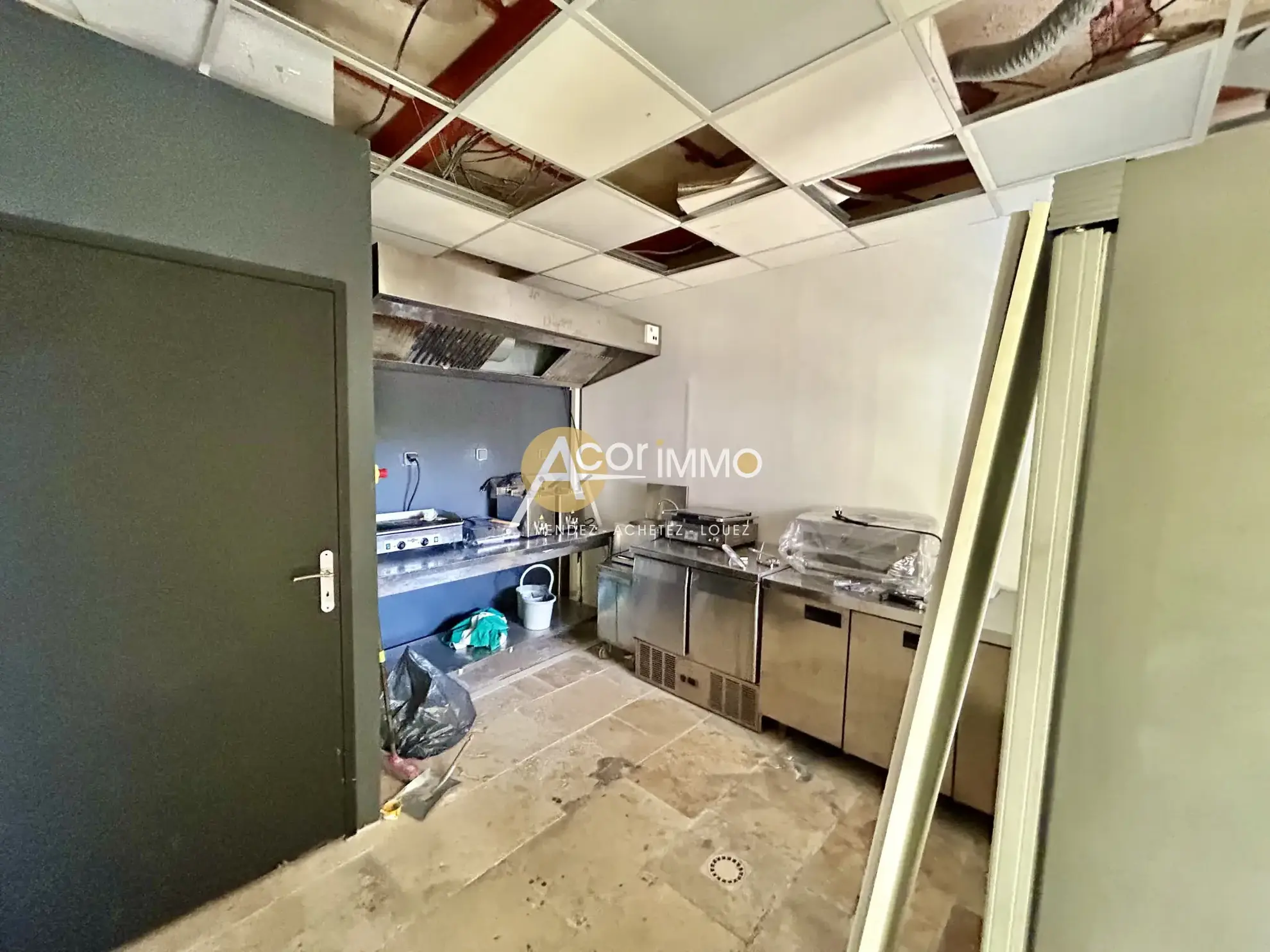 Vente Mur Commercial La Seyne-sur-Mer - Locataire en place, travaux en cours 