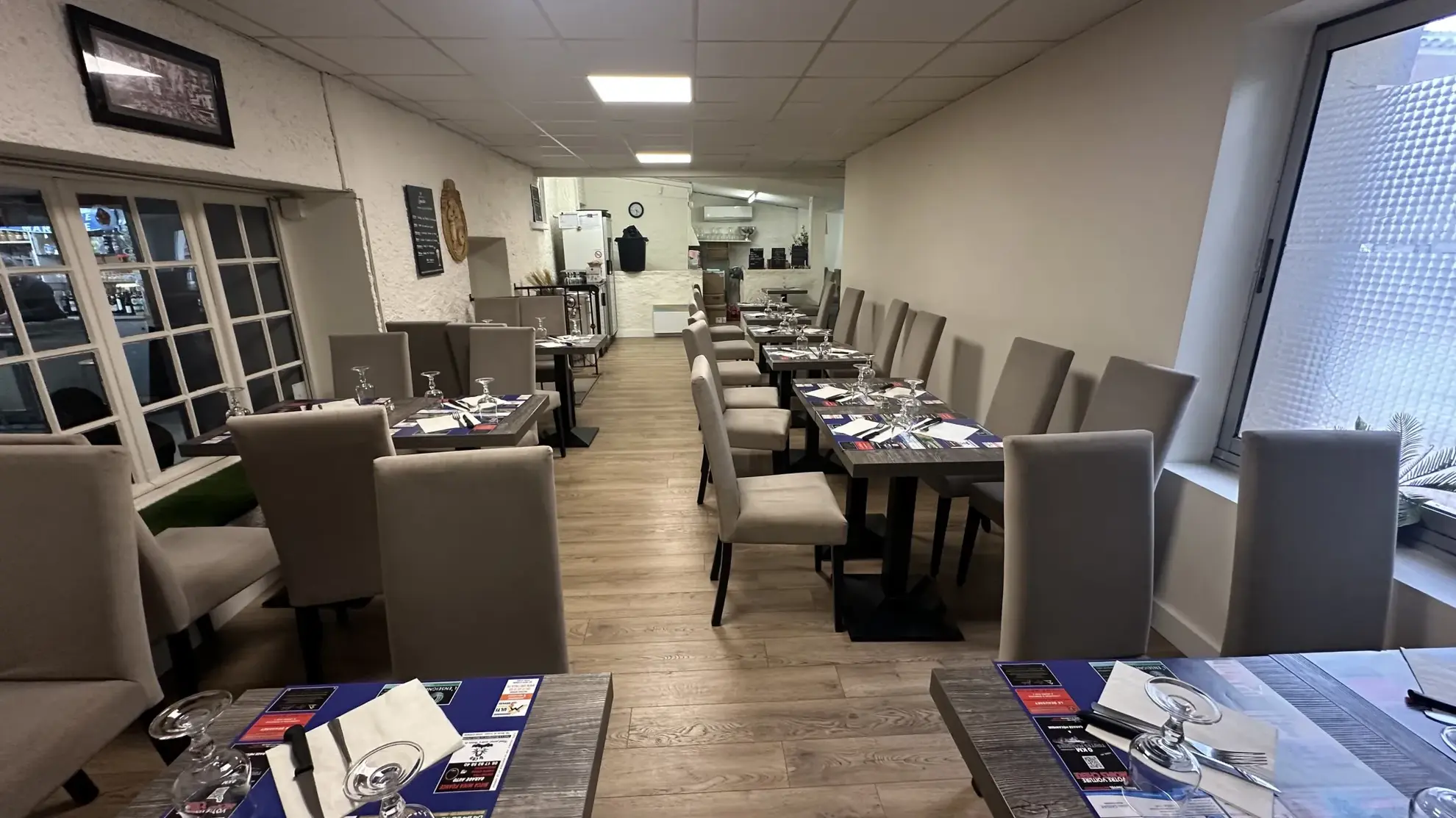 Vente murs commerciaux loués au Beausset - Opportunité d’investissement à forte rentabilité 